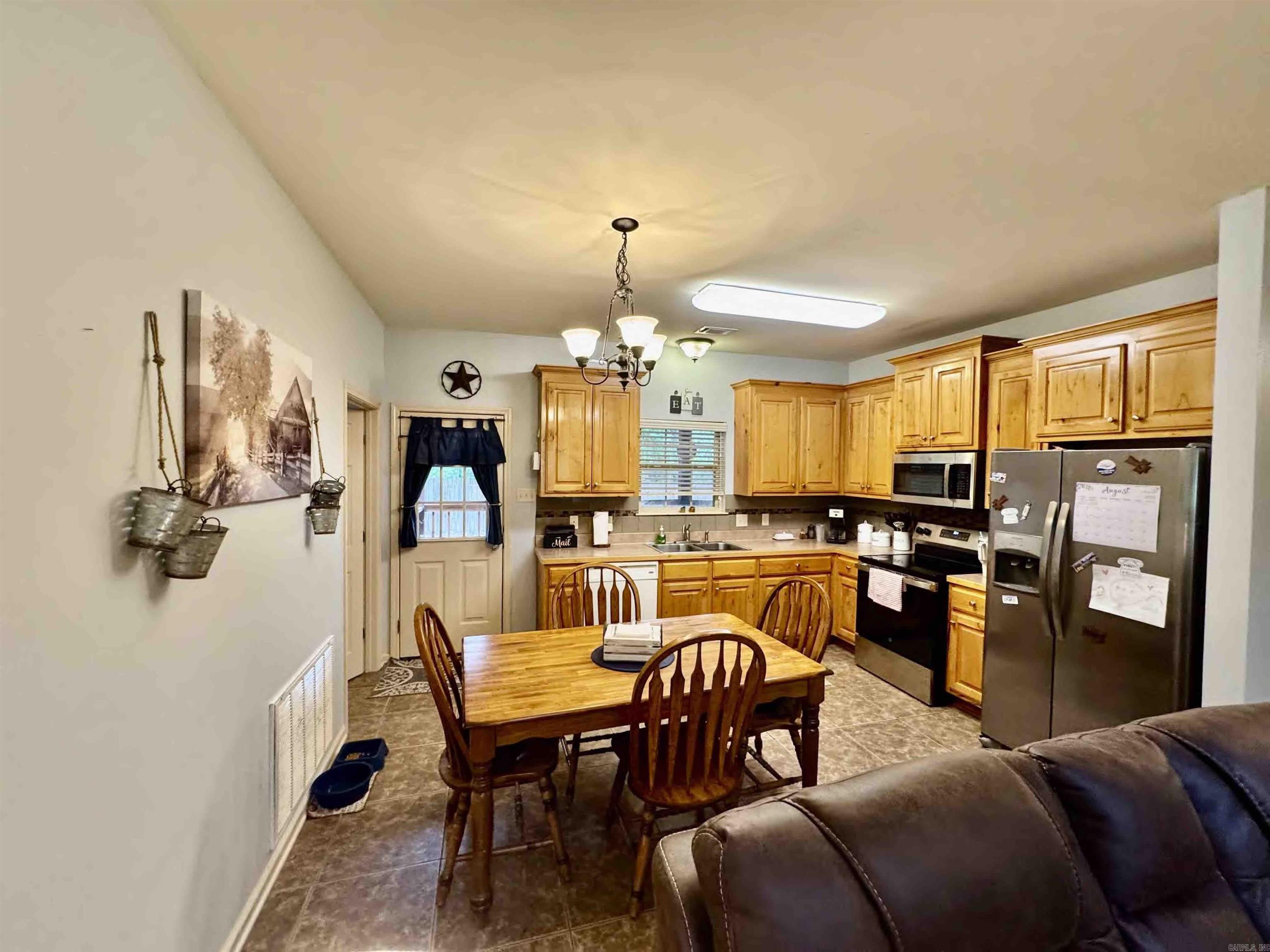 20 Wilson  Greenbrier, AR