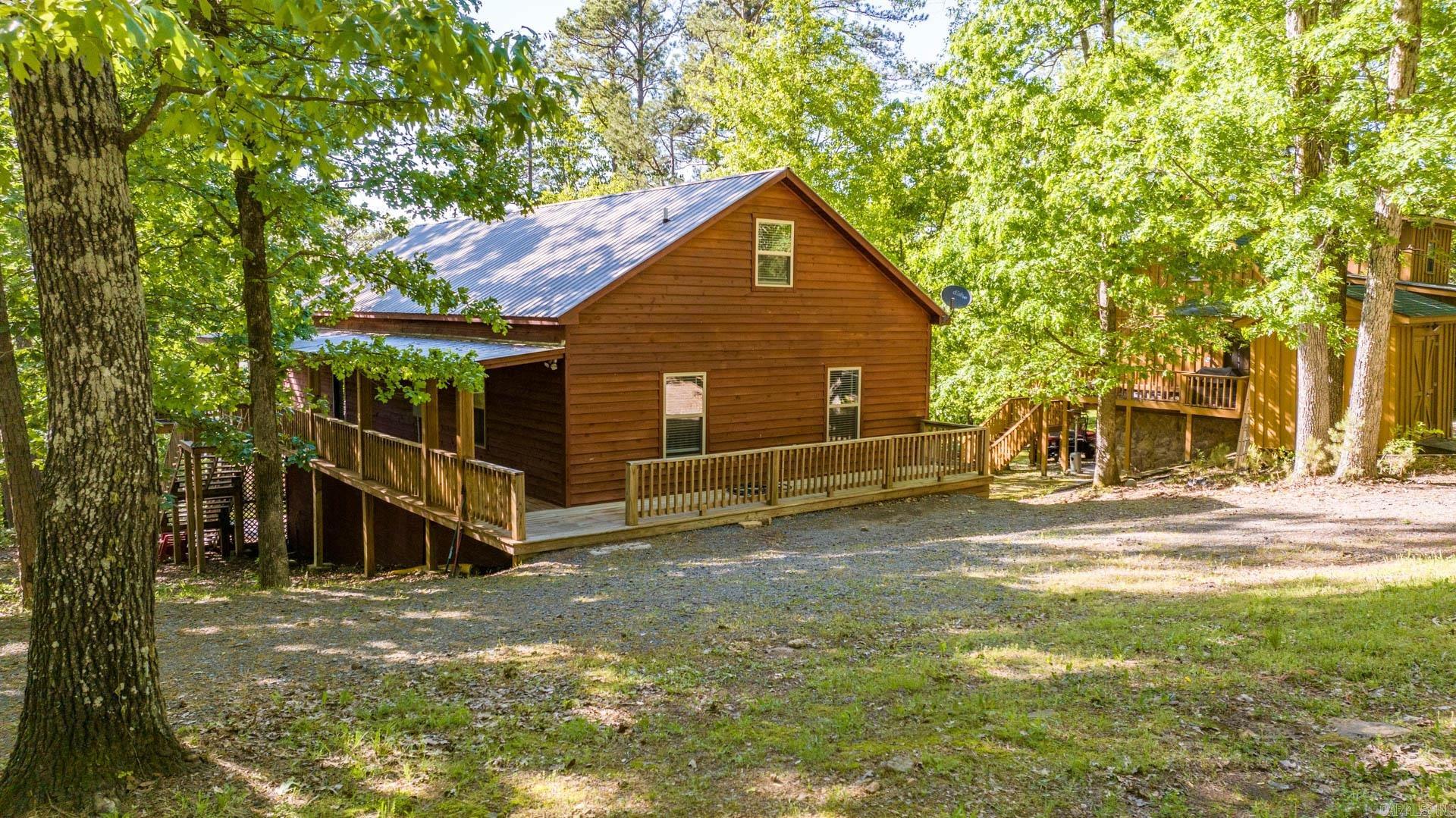 175 Sylvan  Greers Ferry, AR
