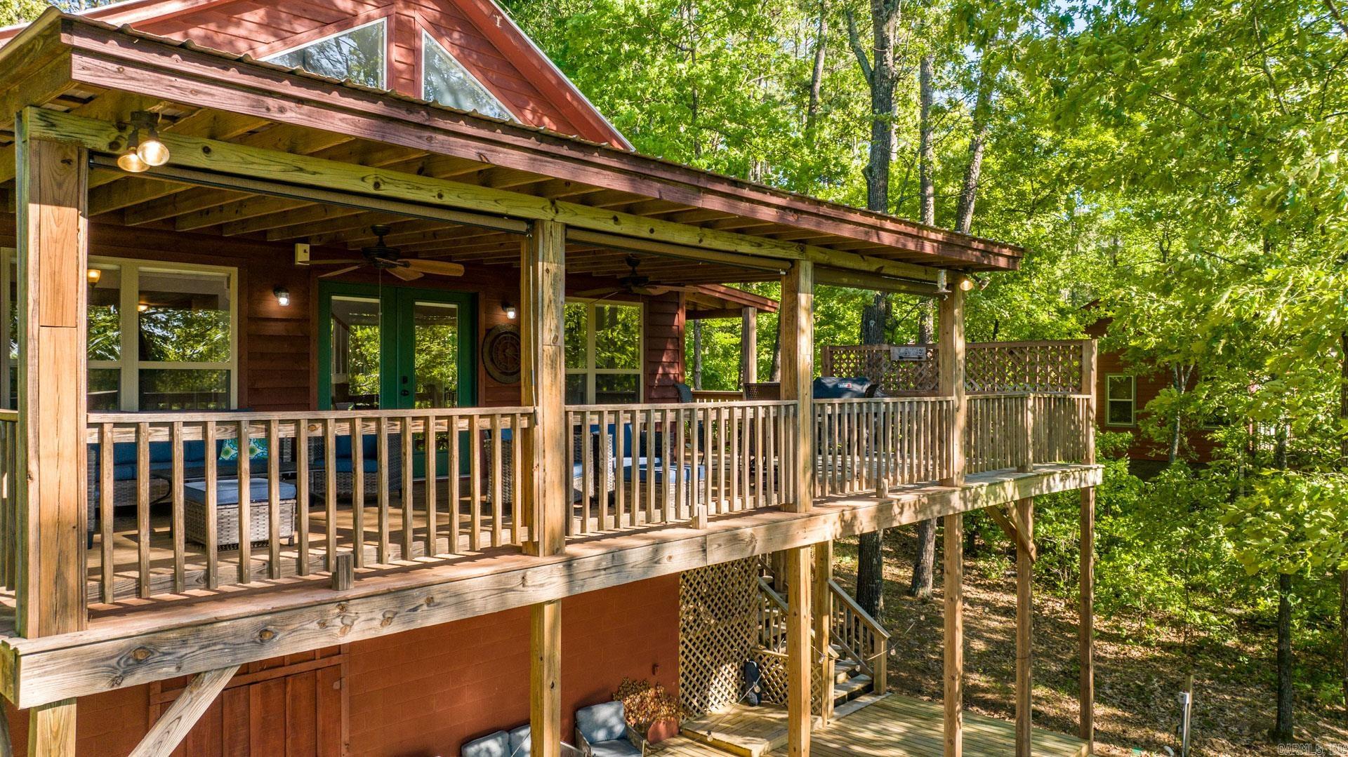 175 Sylvan  Greers Ferry, AR