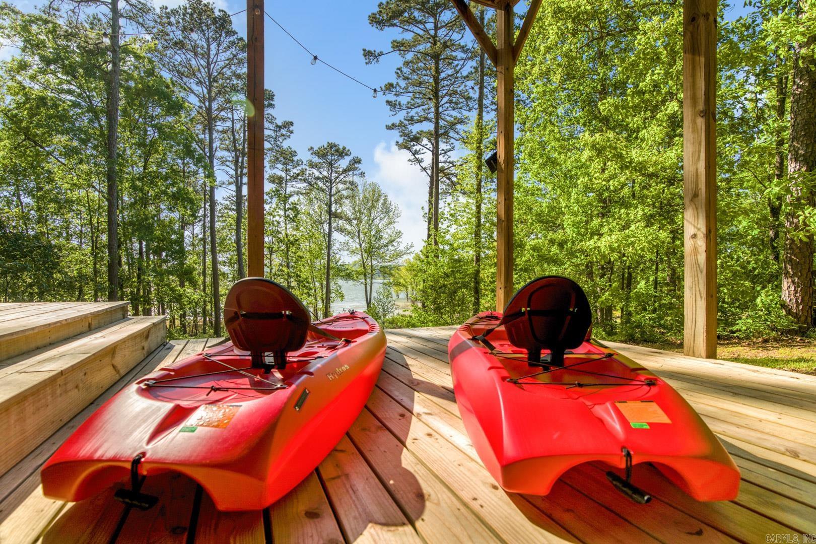 175 Sylvan  Greers Ferry, AR