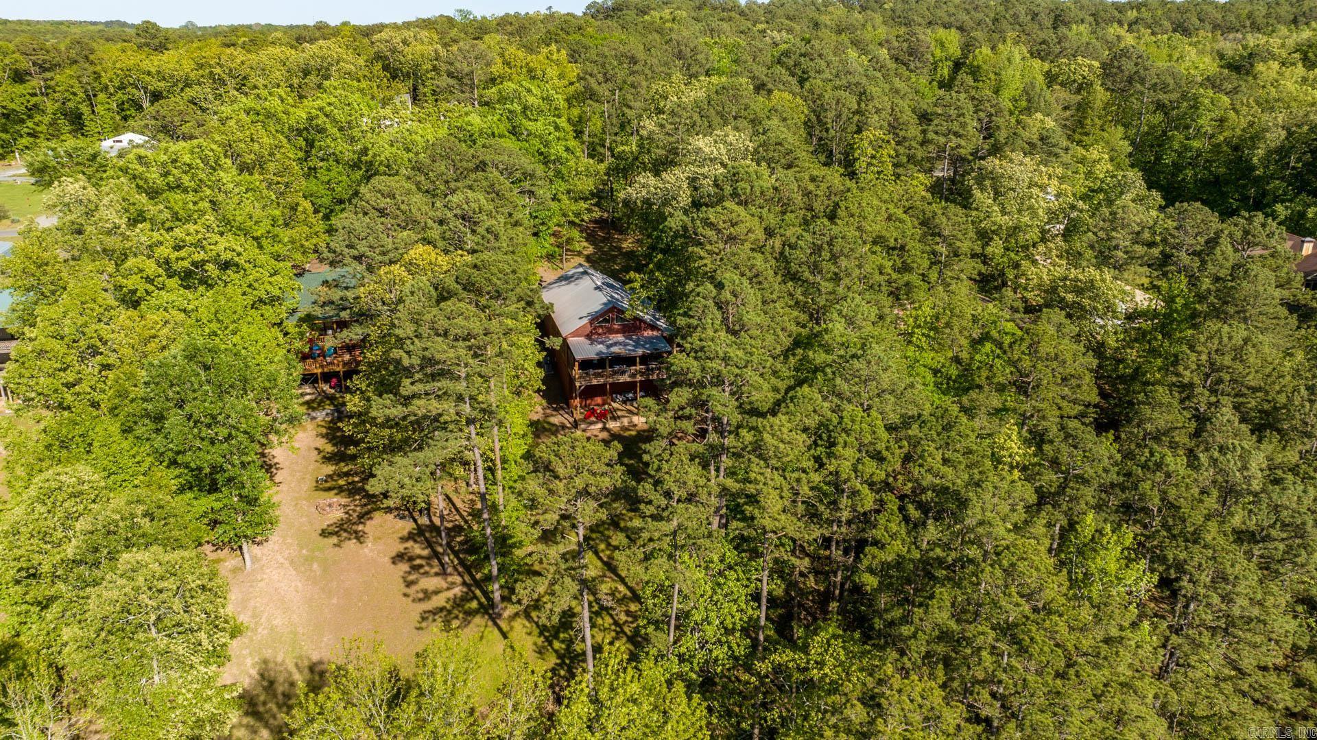 175 Sylvan  Greers Ferry, AR