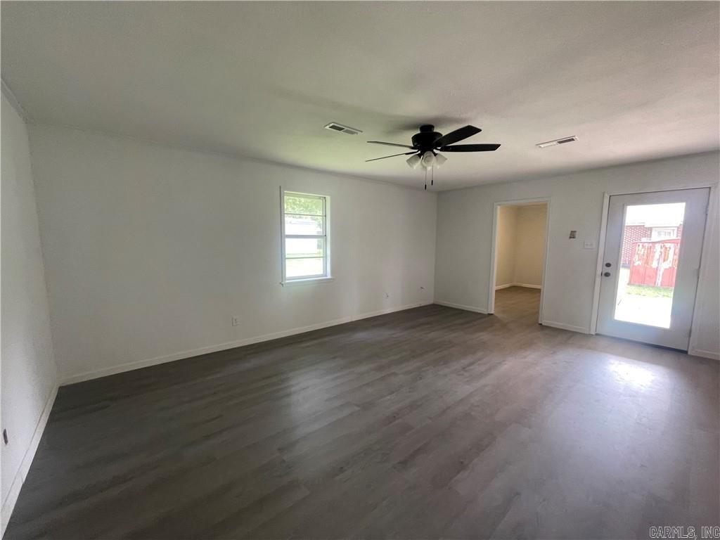 401 Walnut  Clarksville, AR