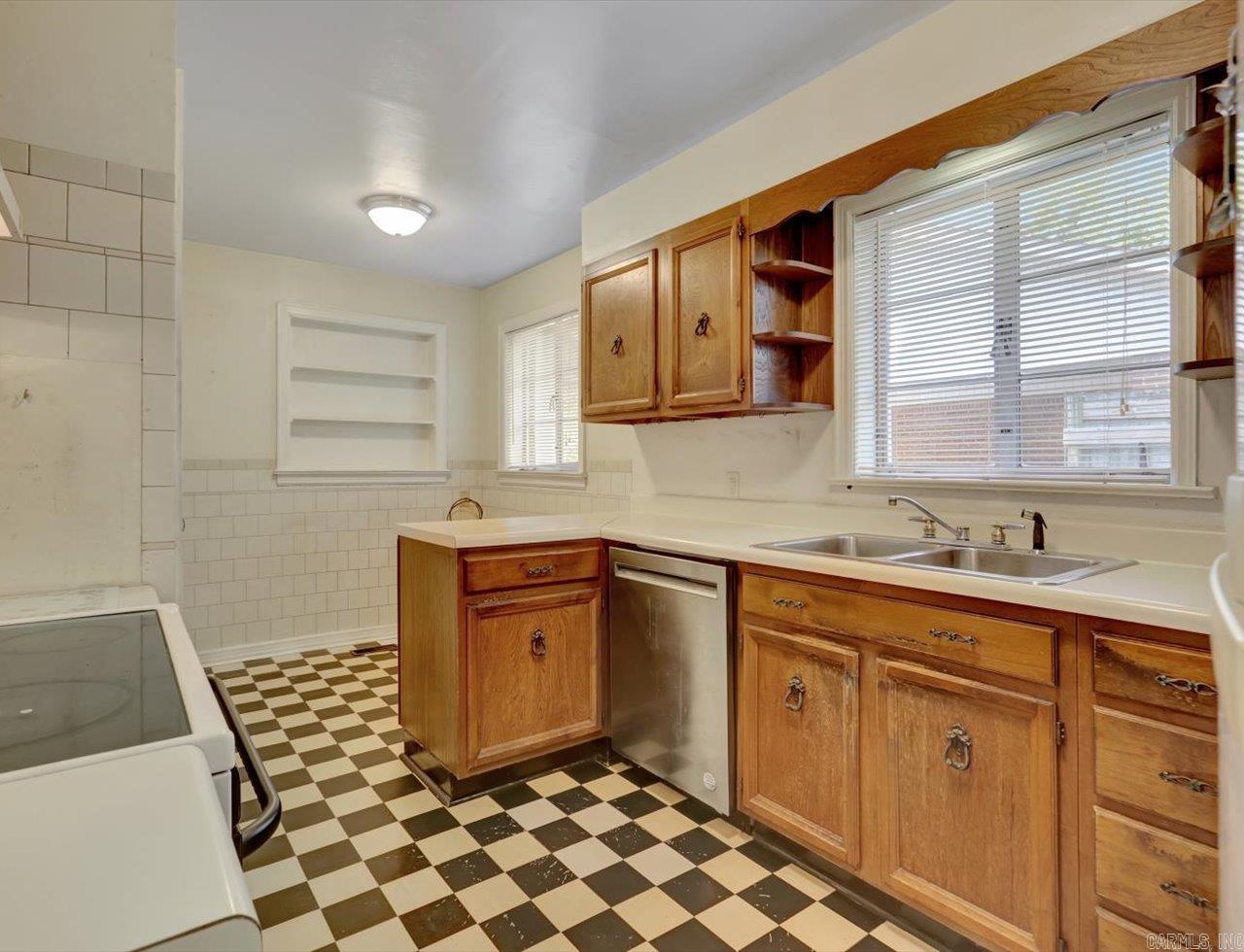 410 Crestwood  Hot Springs, AR