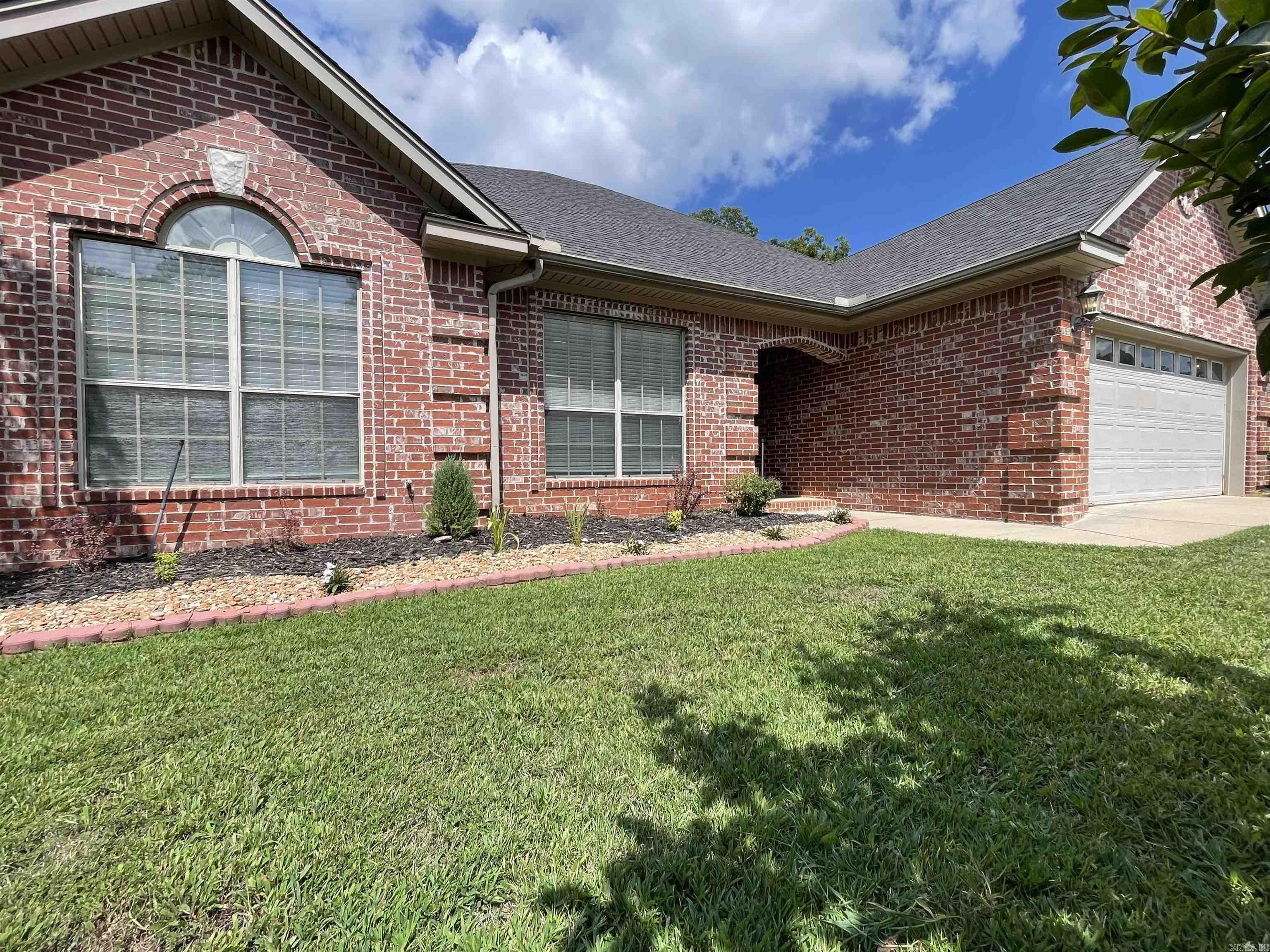 111 Orleans Drive Maumelle, AR 72113