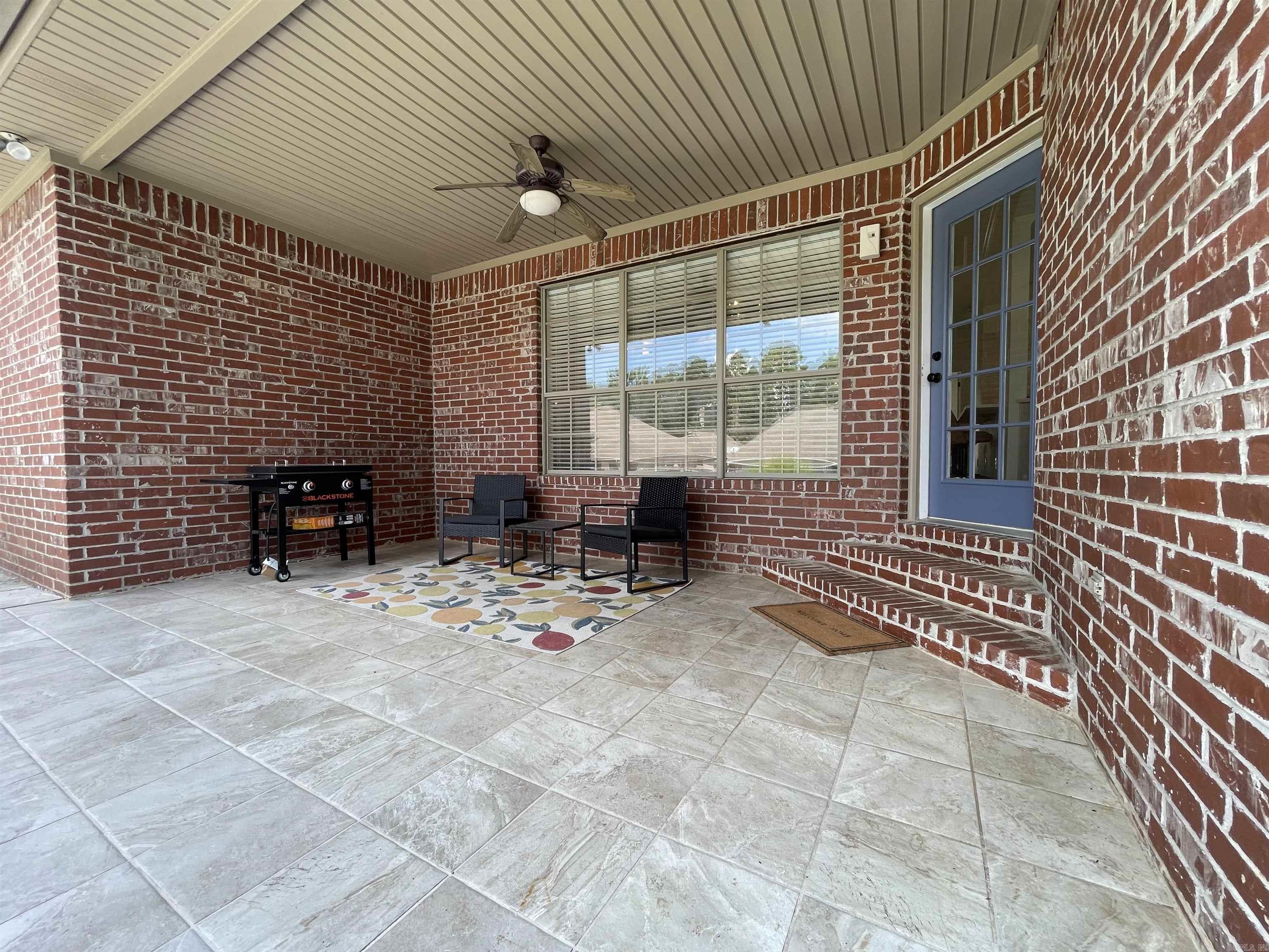 111 Orleans Drive Maumelle, AR 72113