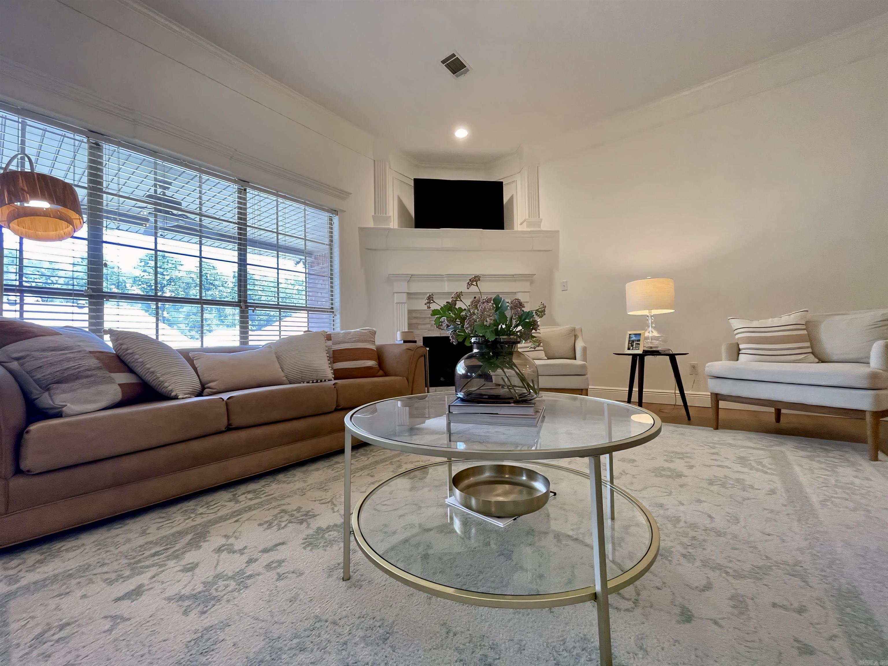 111 Orleans Drive Maumelle, AR 72113