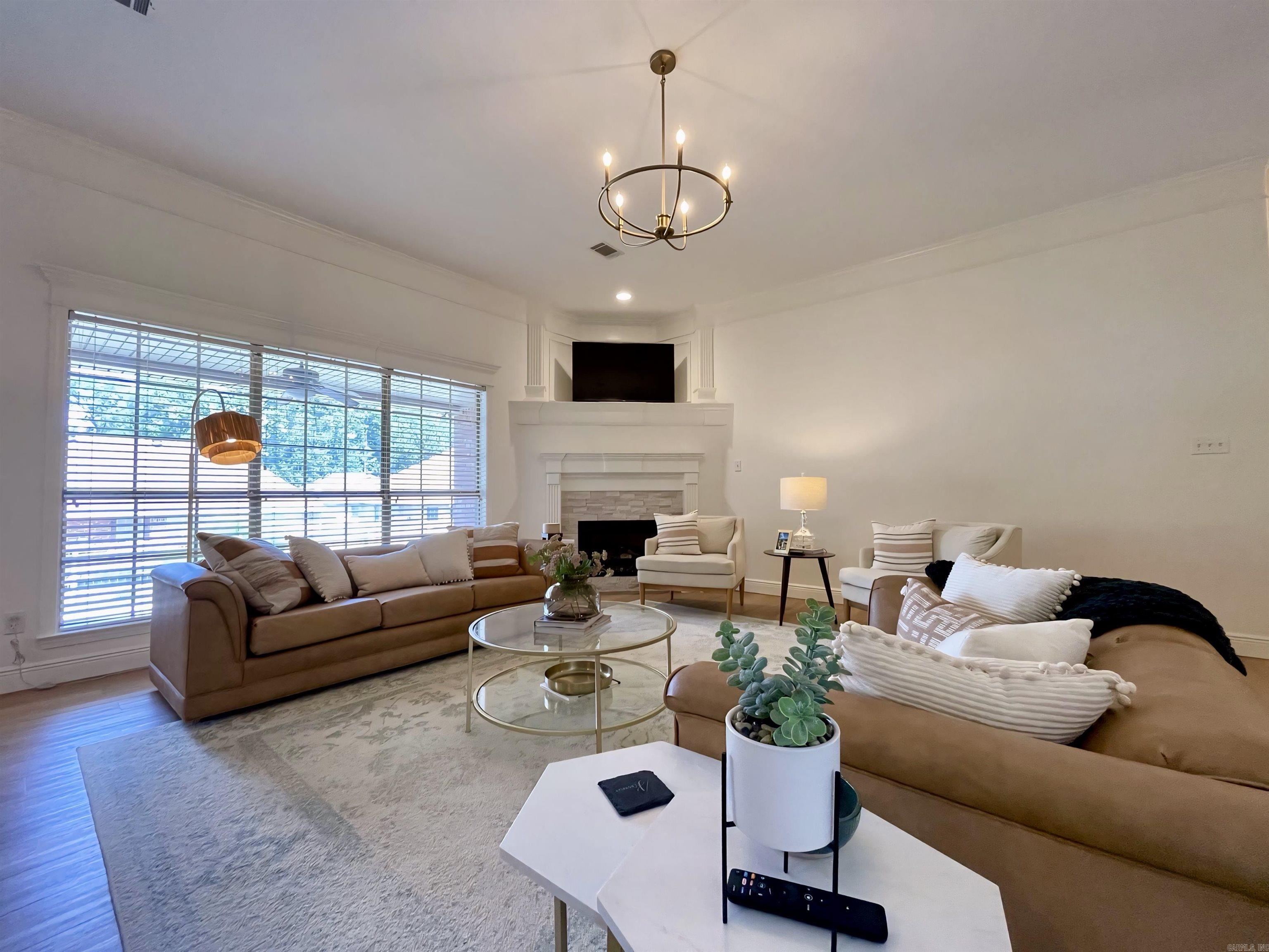 111 Orleans Drive Maumelle, AR 72113