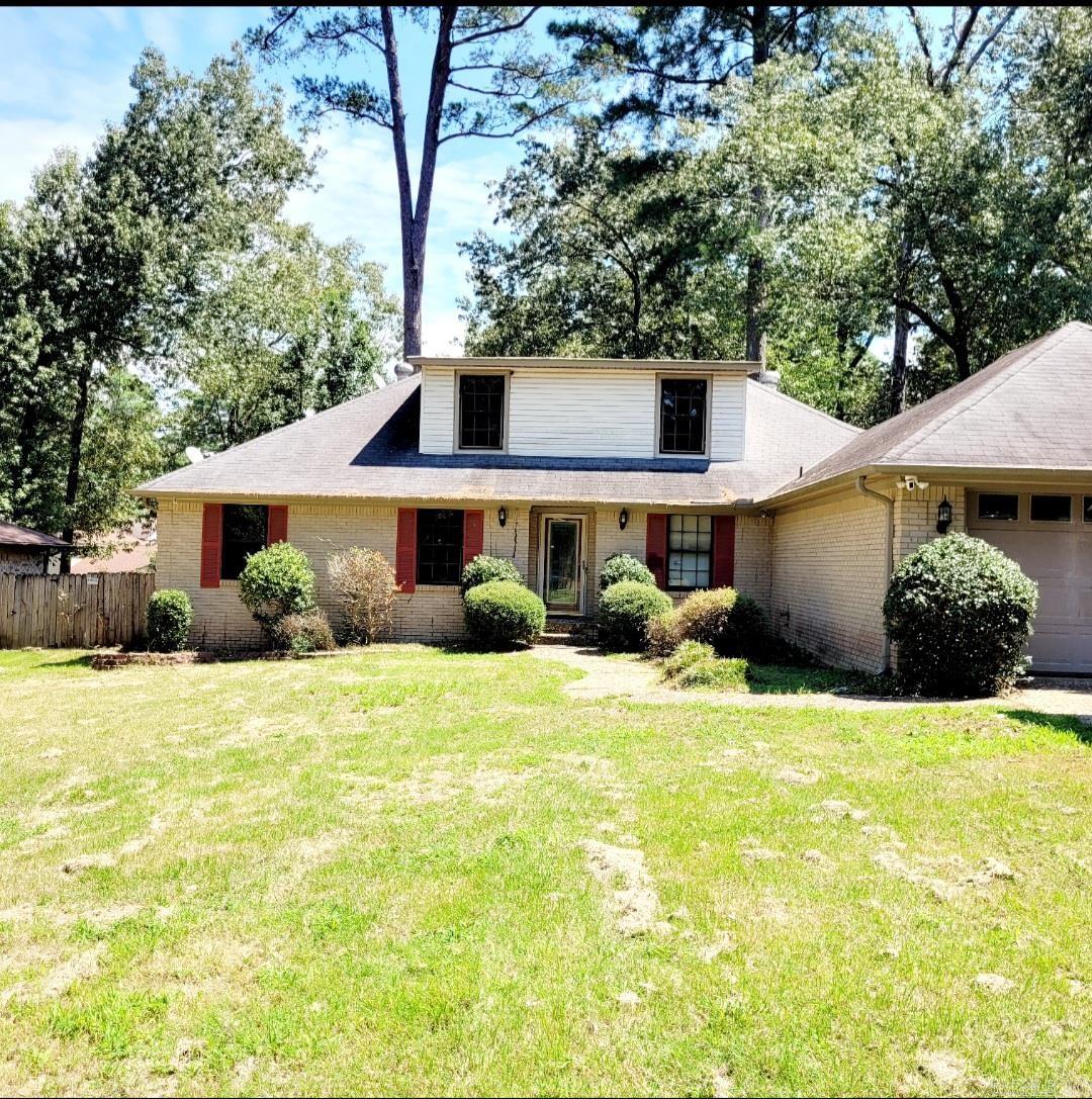 9 Apple Tree  Little Rock, AR