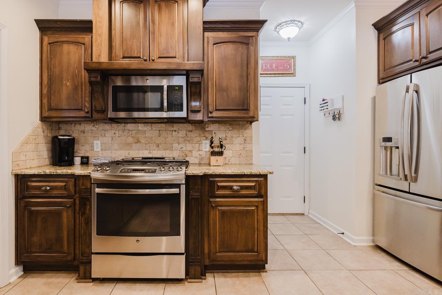 711 Sedgefield  Bryant, AR