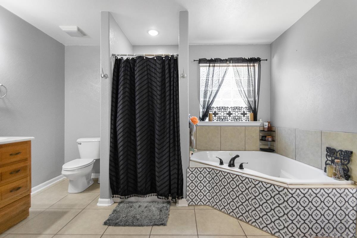 13058 WHITE OAK POND DR  Mabelvale, AR