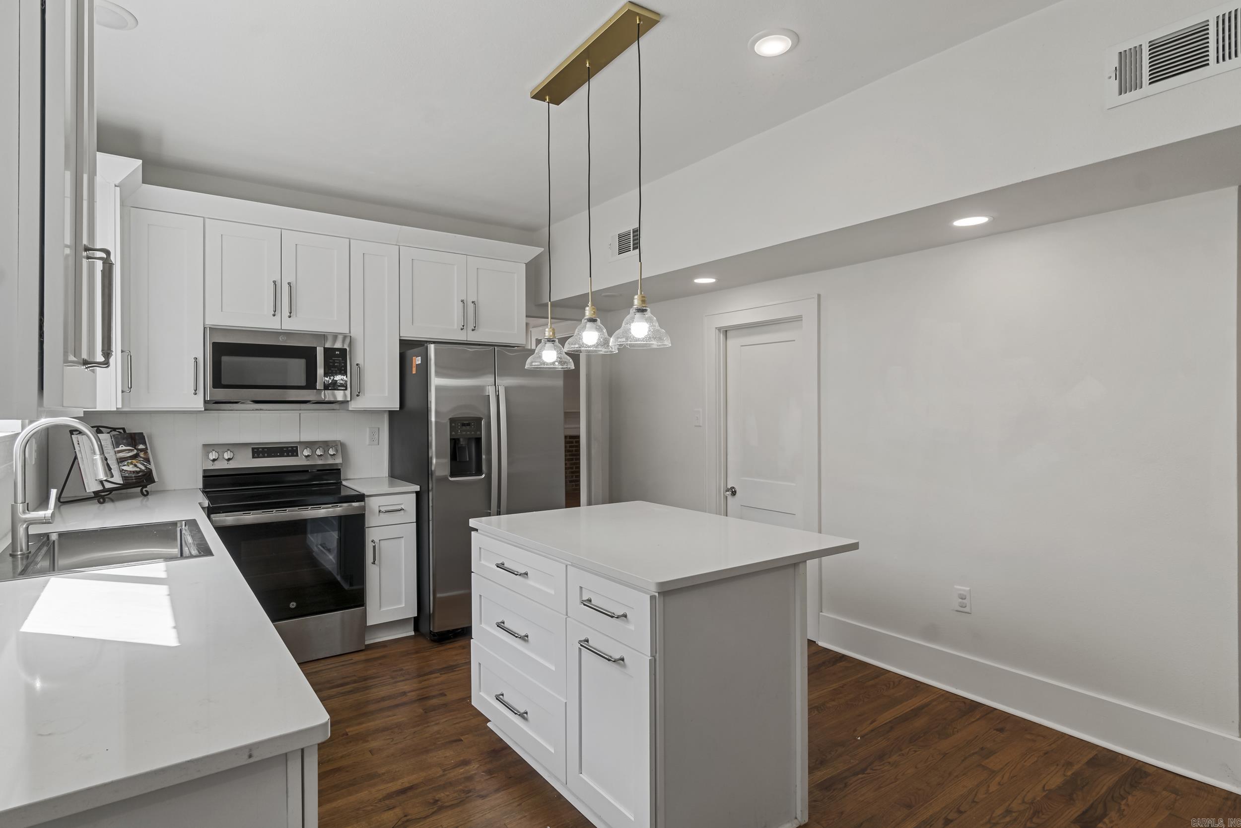 1623 W 24th  Little Rock, AR