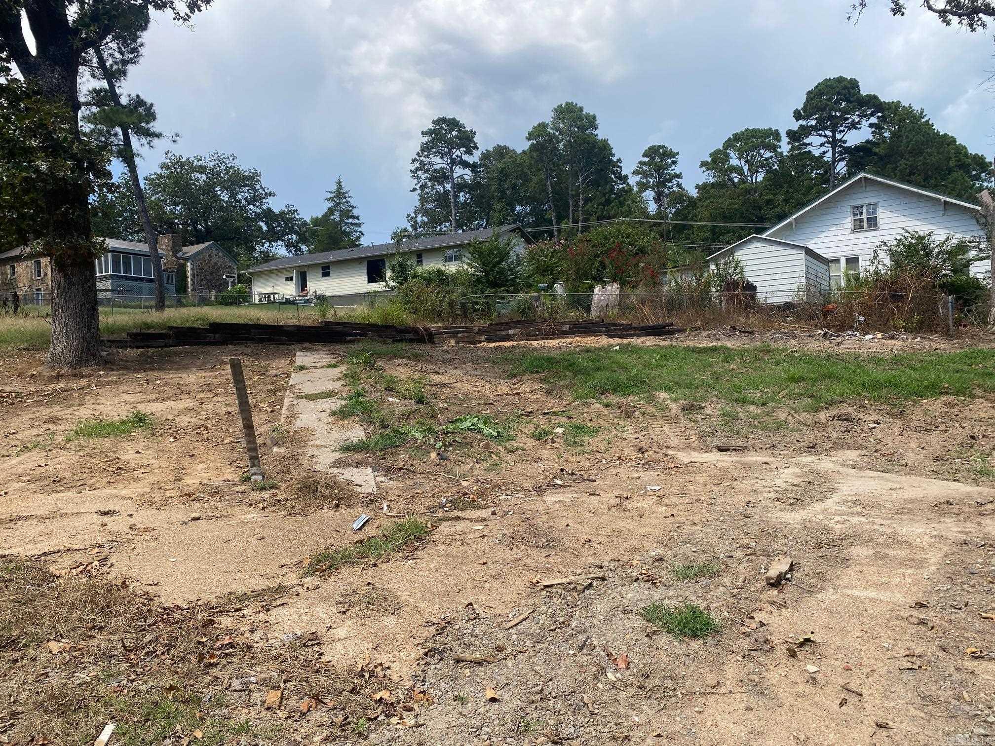 306 N 5th  Heber Springs, AR