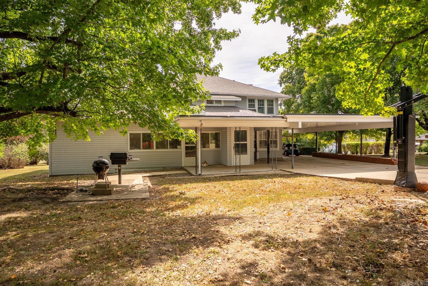 201 Hall Street  Alton, MO