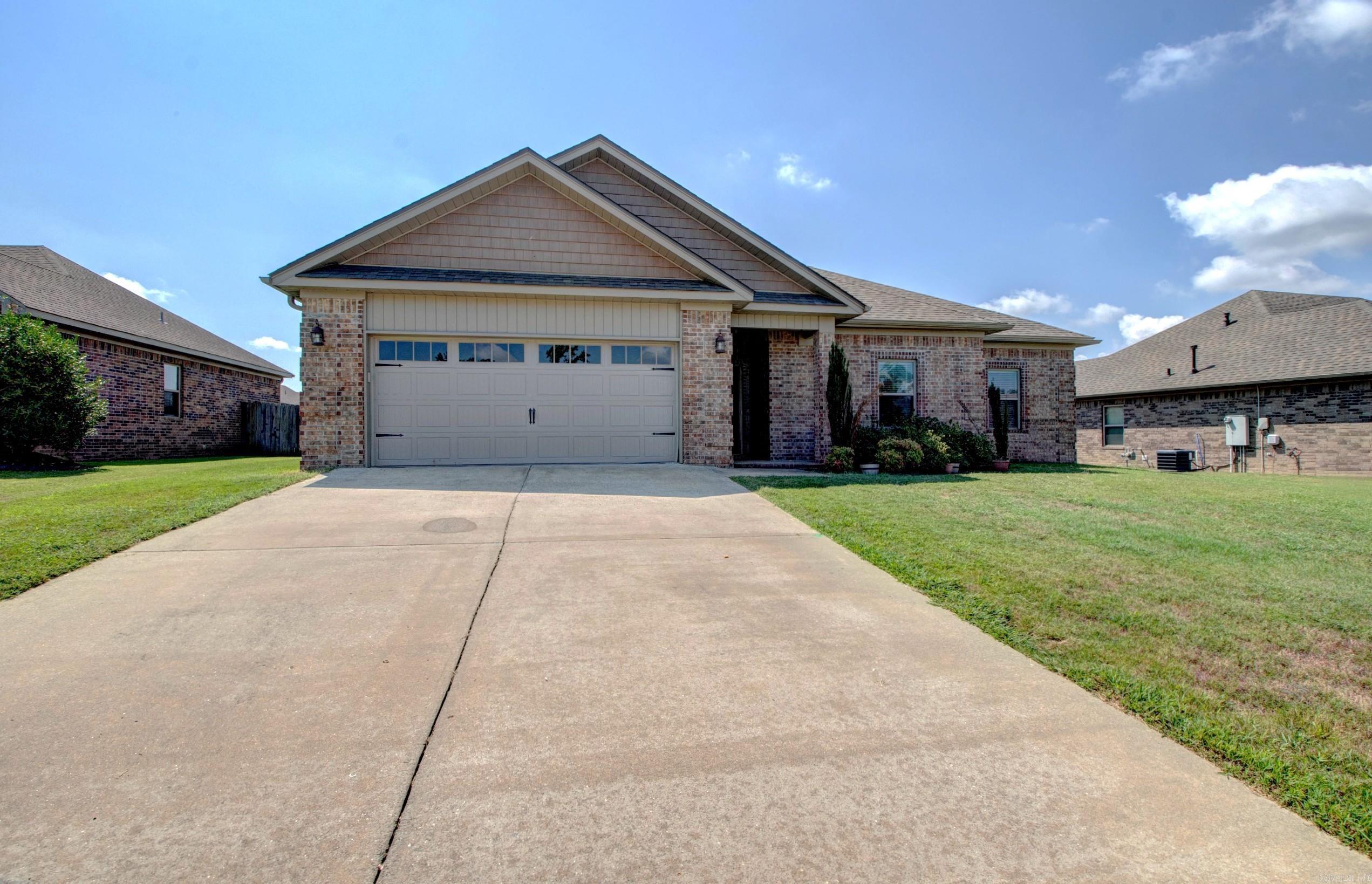 727 Mango  Austin, AR