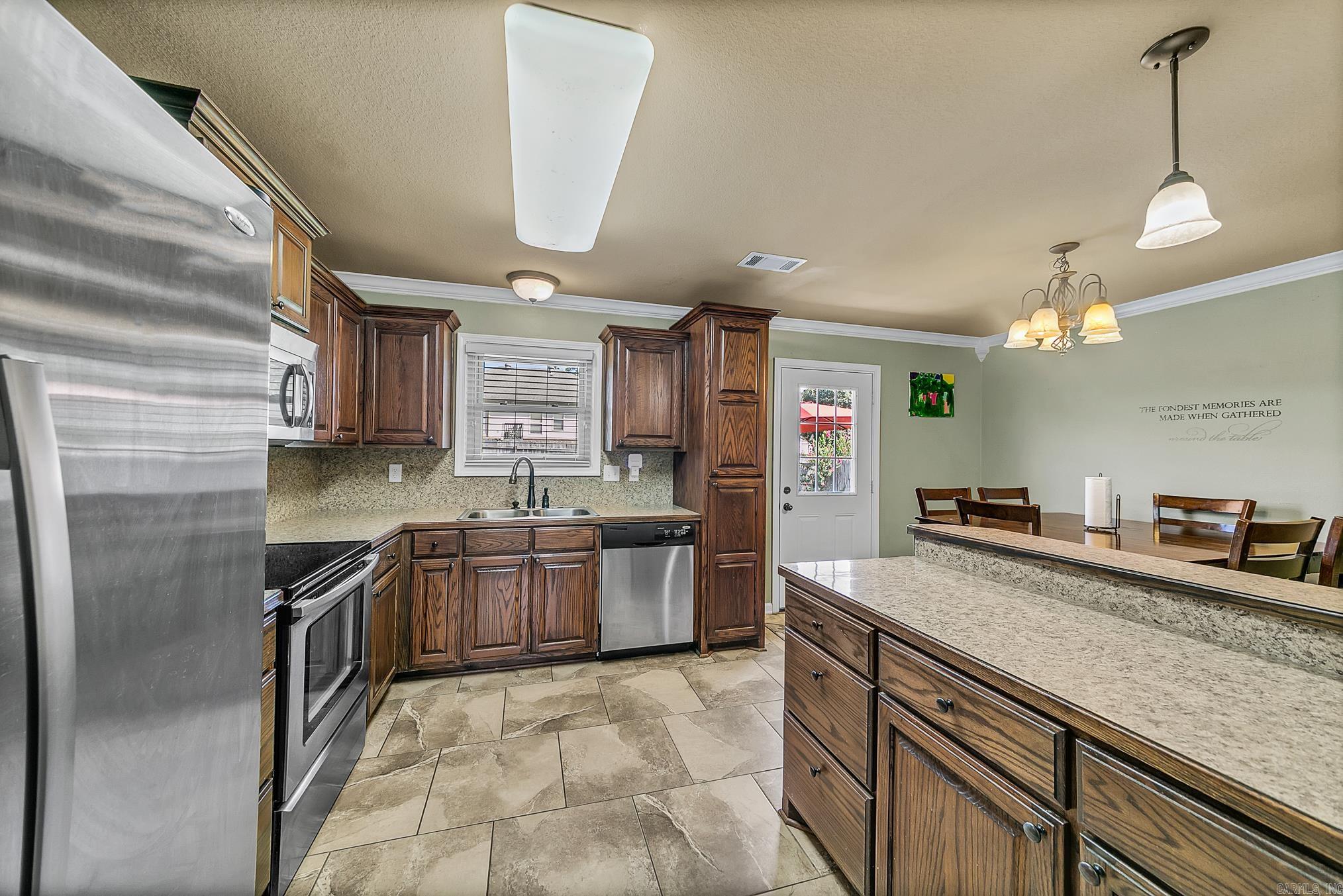 726 Rolling Rock  Austin, AR