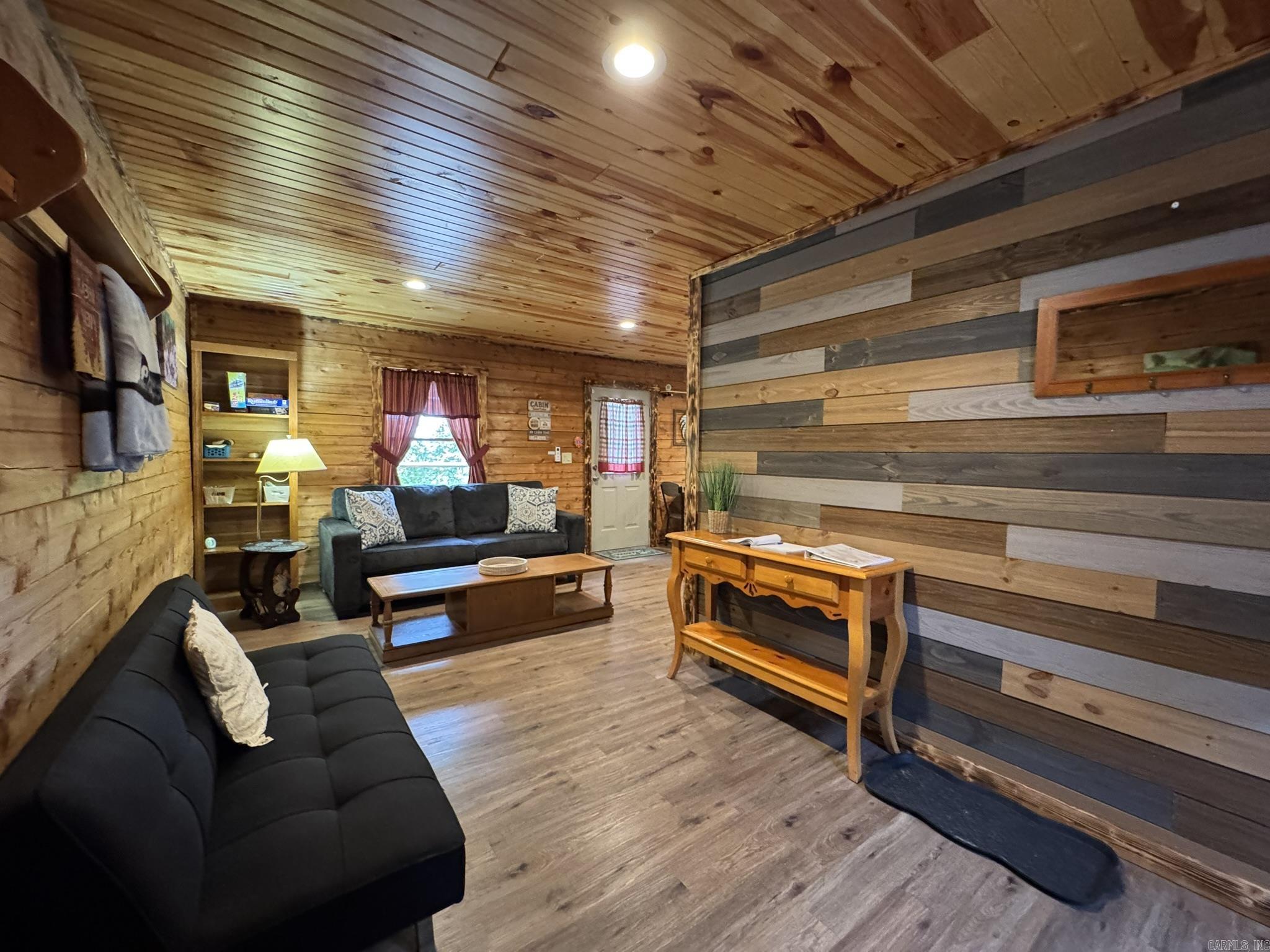 881 CR 46  Henderson, AR