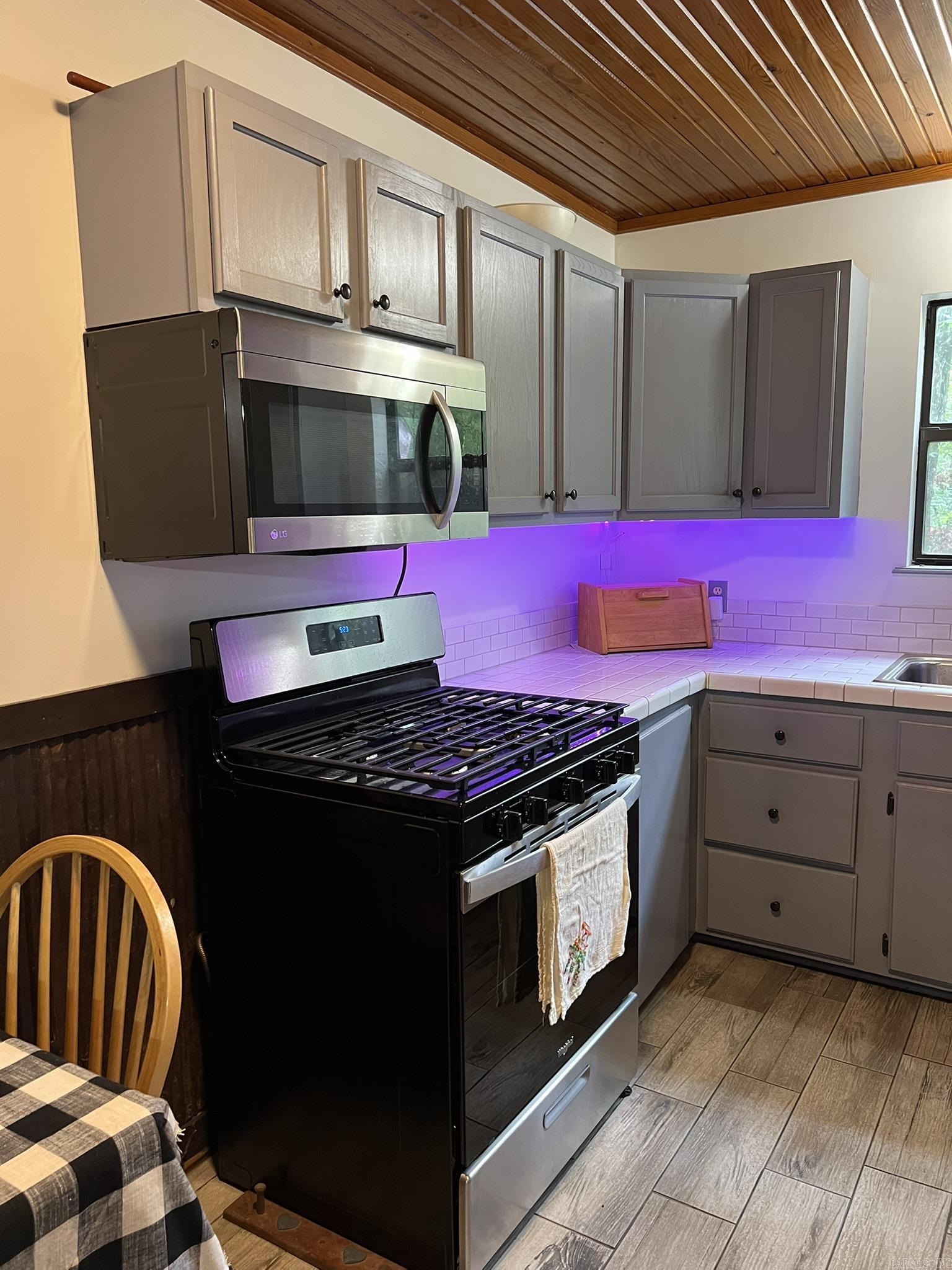 154 Mills  Mena, AR