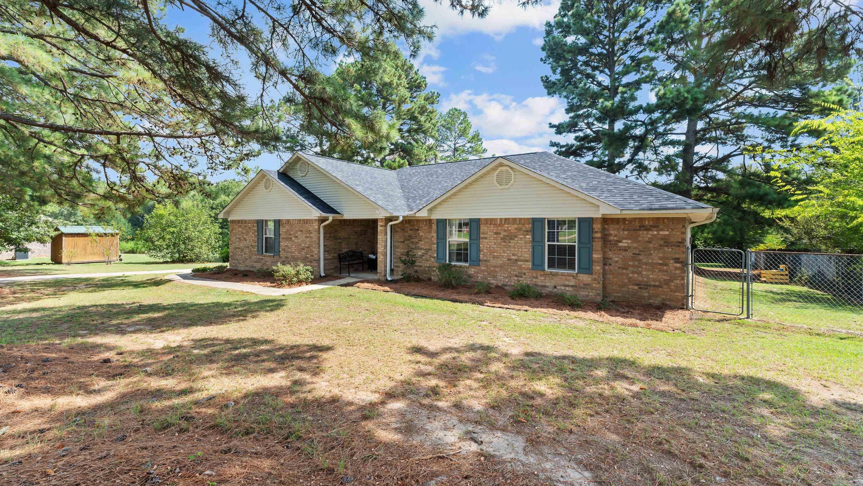 4 Dan Michael Drive  Texarkana, TX