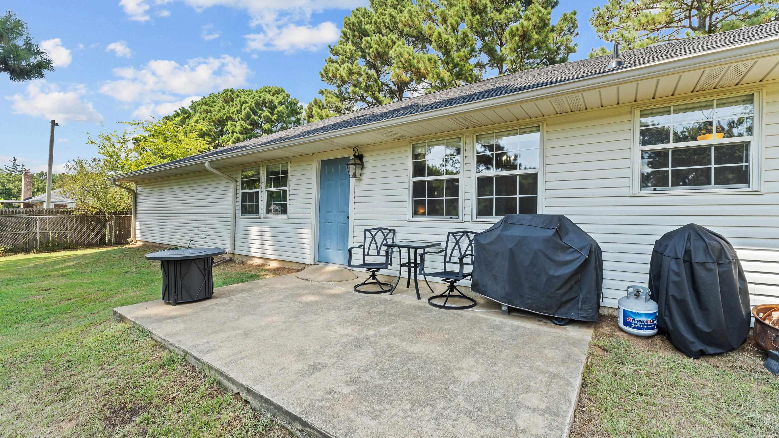 4 Dan Michael Drive  Texarkana, TX