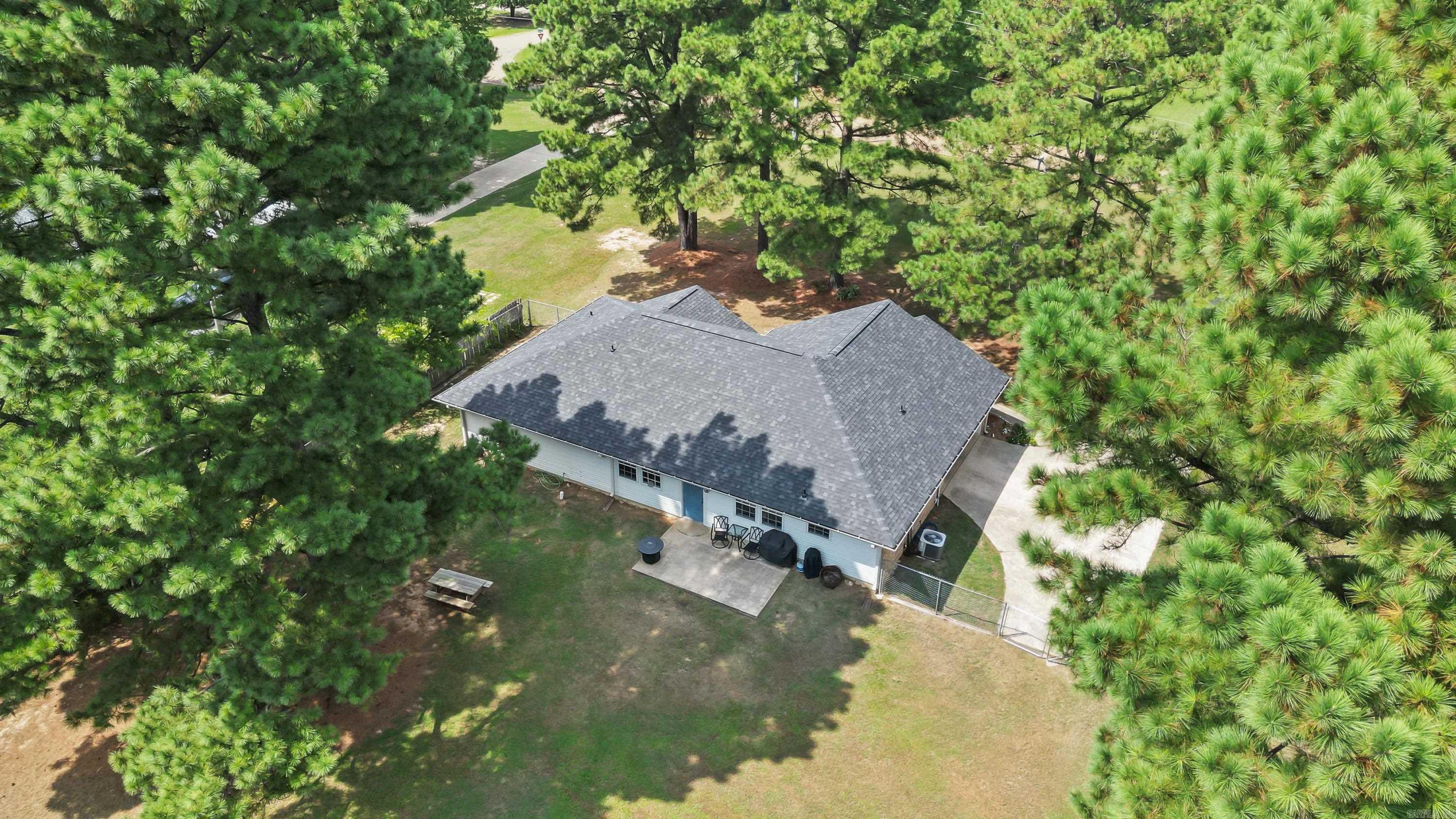 4 Dan Michael Drive  Texarkana, TX
