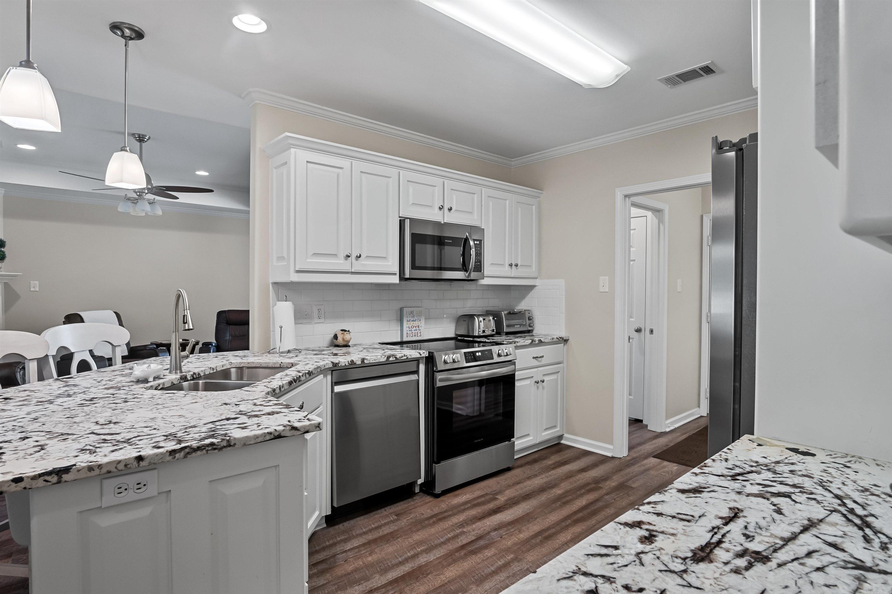 3013 Shady Side  Sherwood, AR
