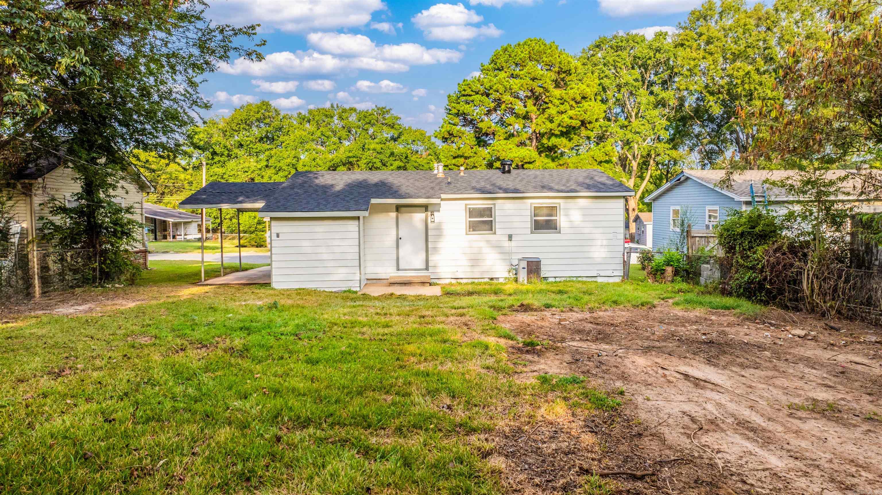 8715 Winston  Little Rock, AR