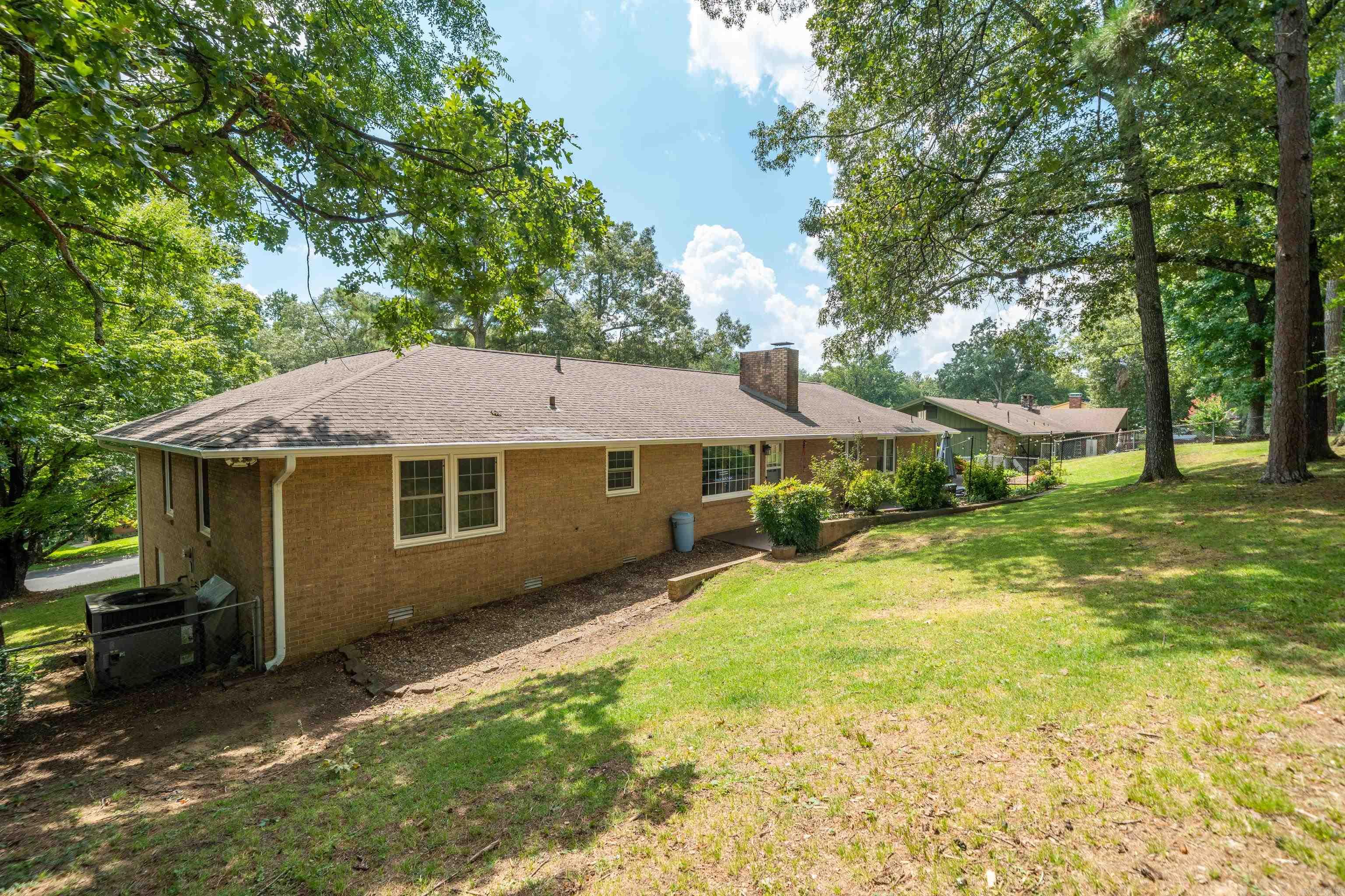107 Leslie St  Hot Springs, AR