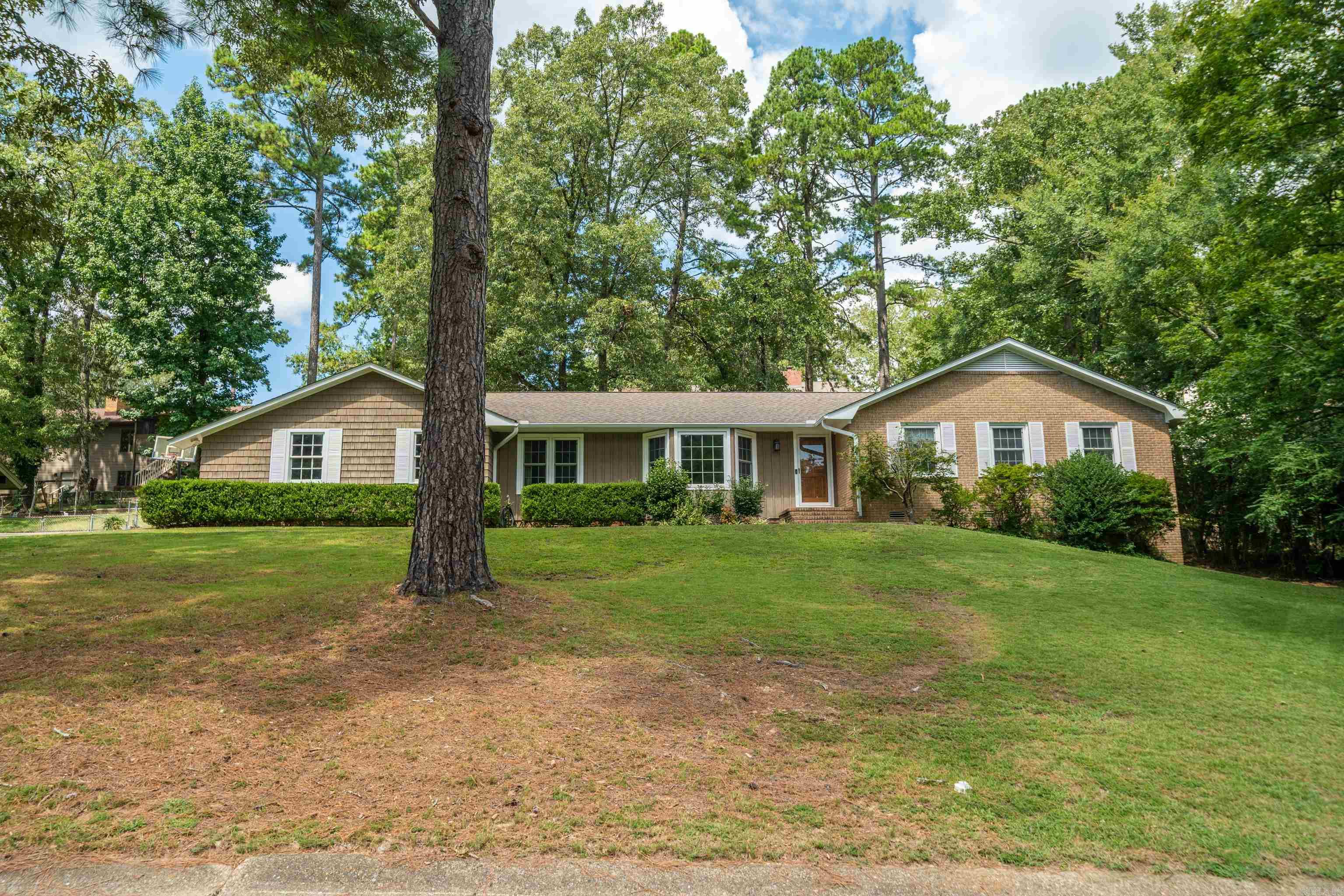 107 Leslie St  Hot Springs, AR