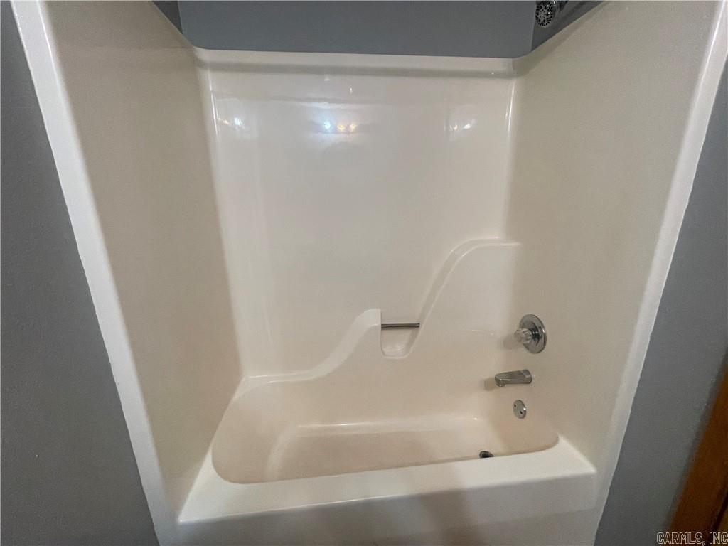5 Arrowhead Lane  Clarksville, AR