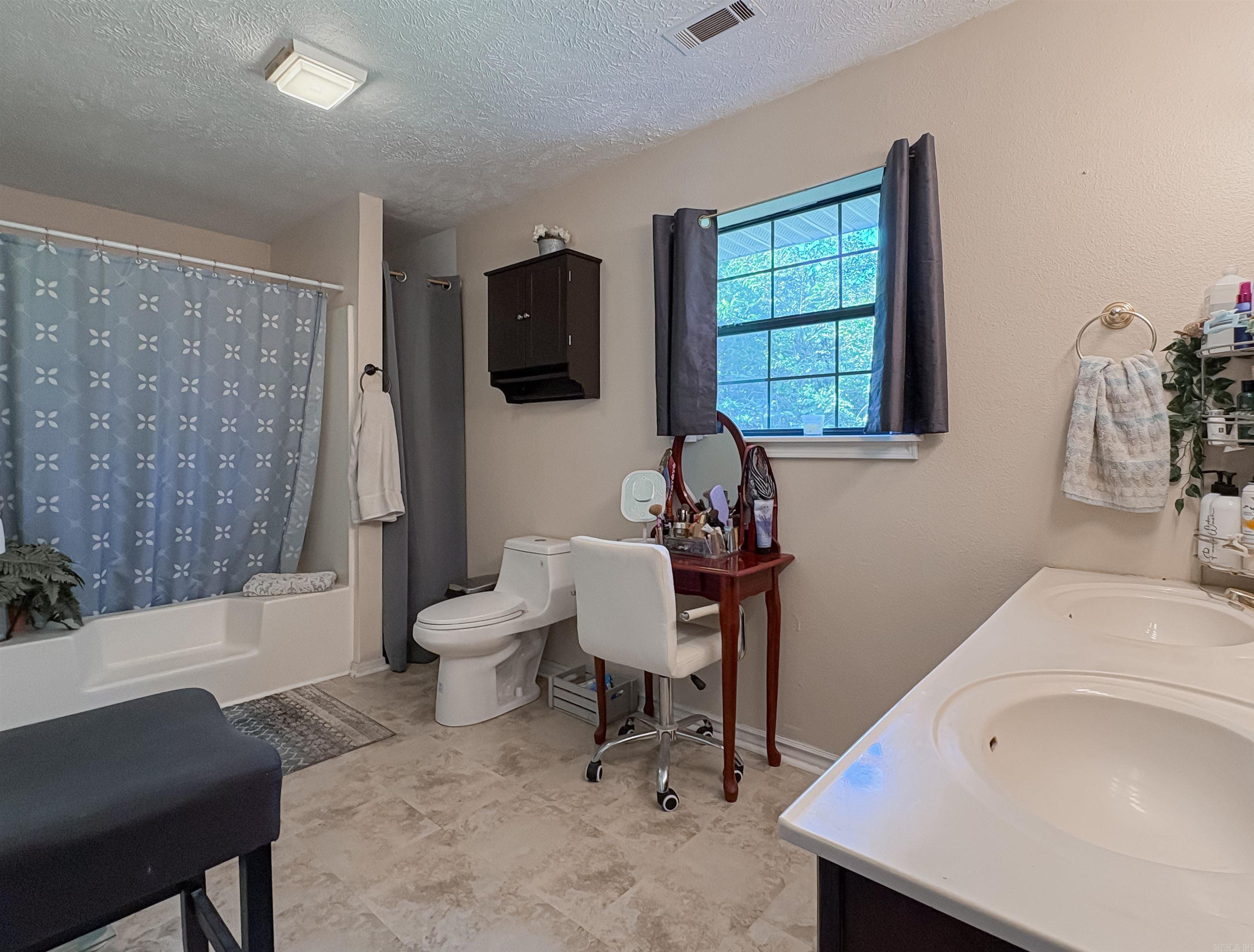123 Firestone  St. Jo, AR