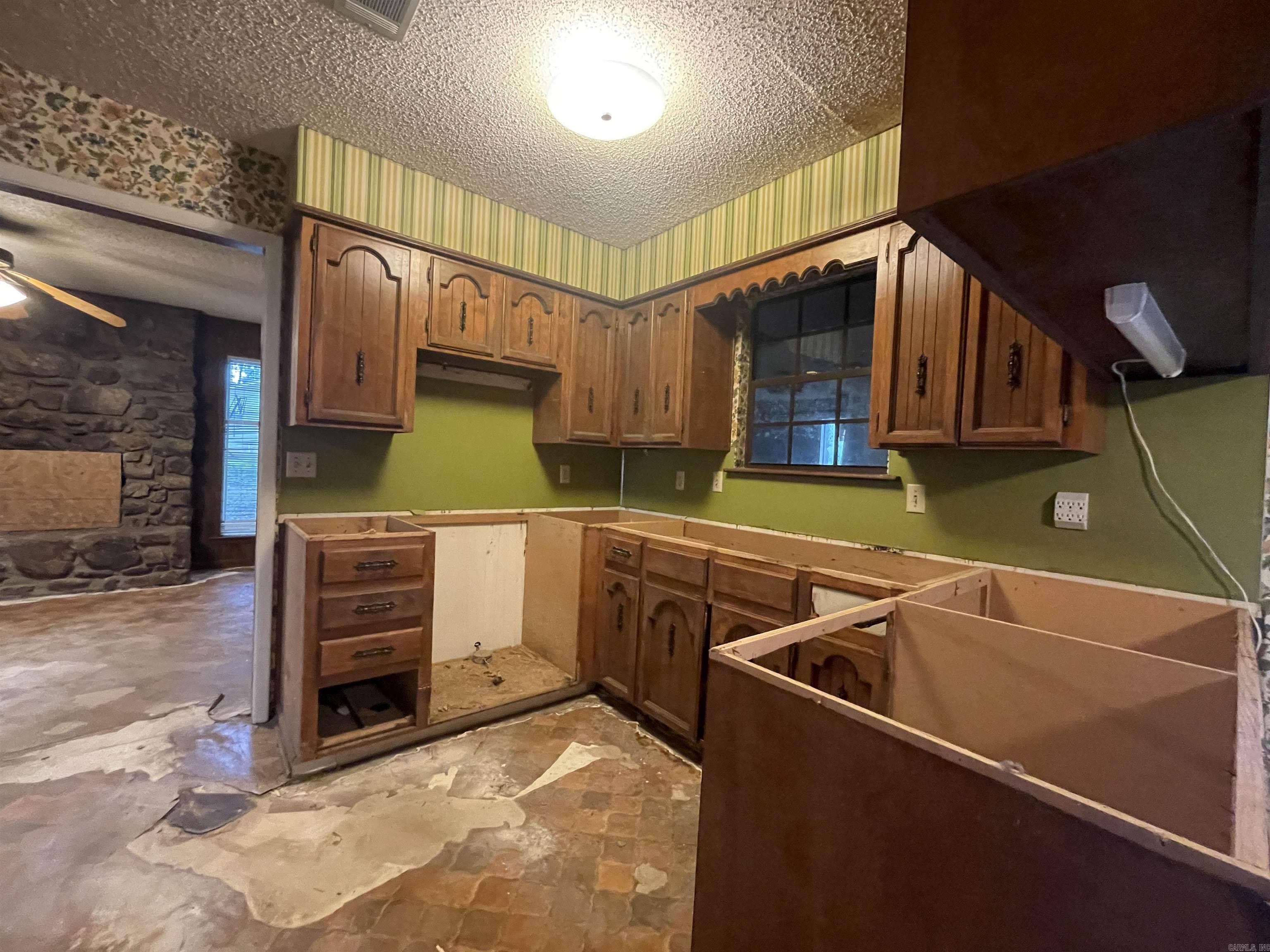7315 Russwood Ln  Mabelvale, AR