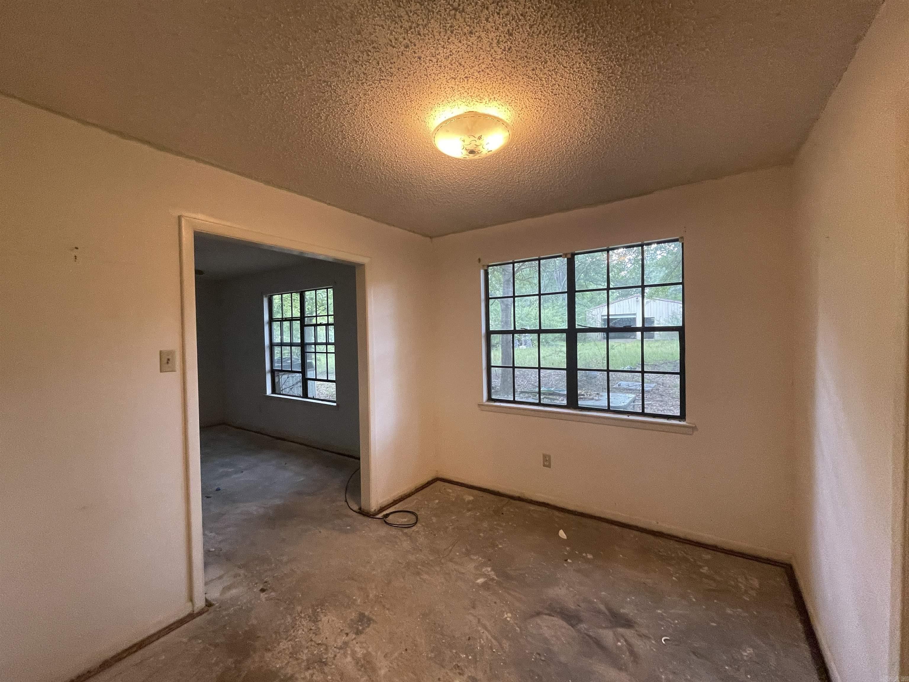 7315 Russwood Ln  Mabelvale, AR