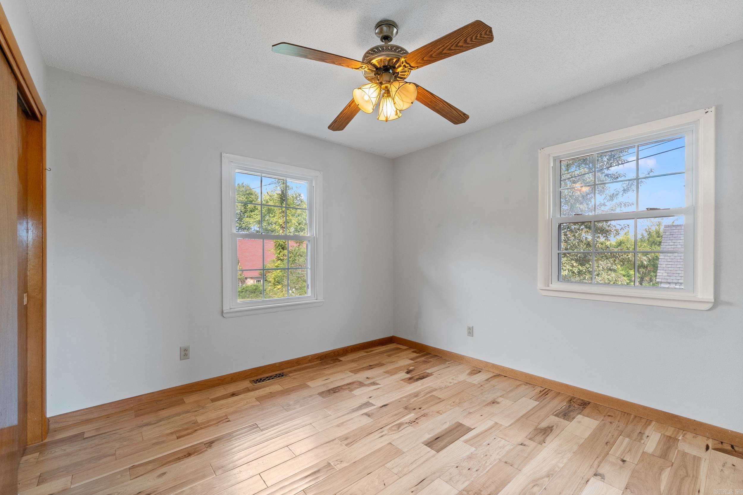 64 South  Calico Rock, AR