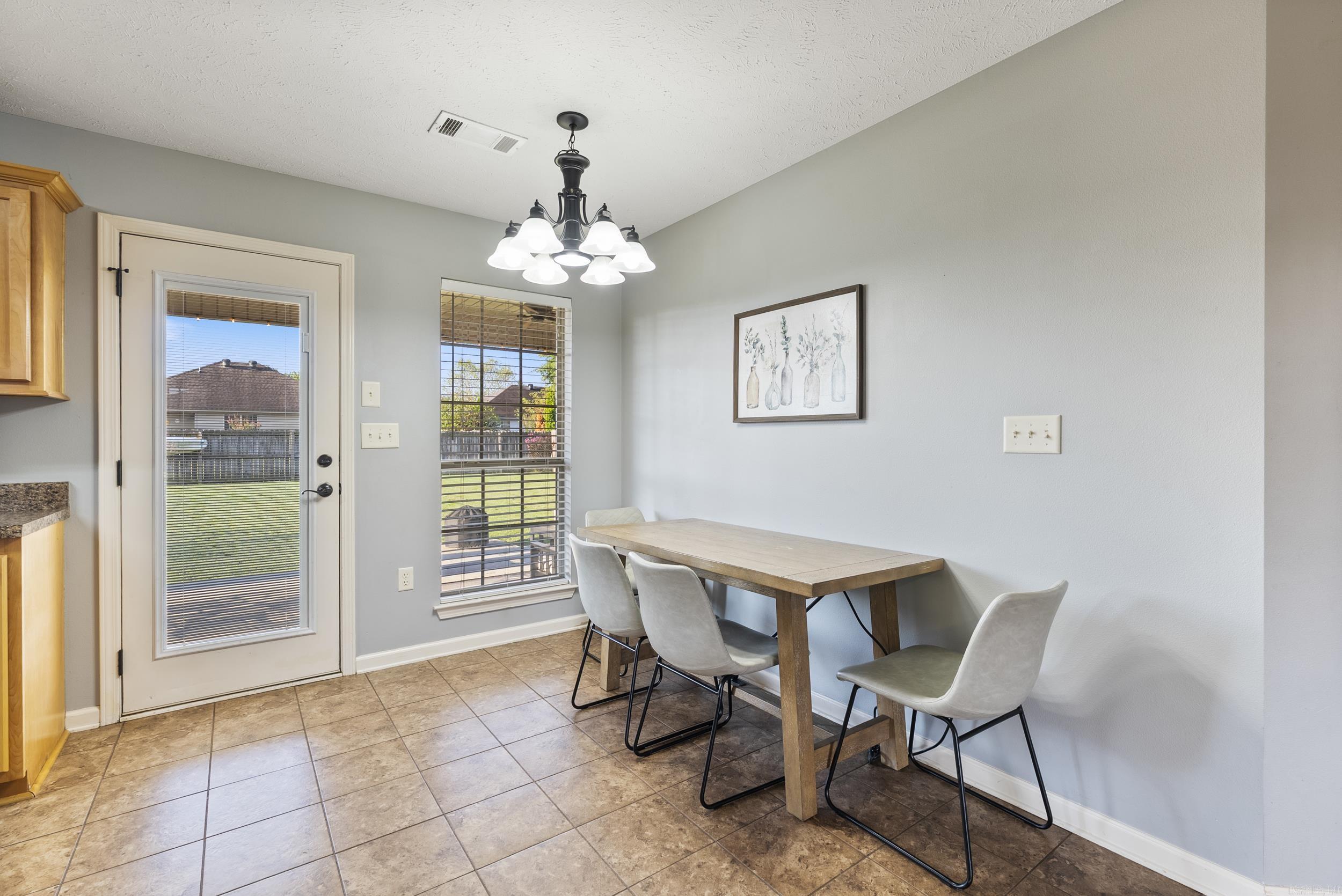 15 Amethyst  Greenbrier, AR
