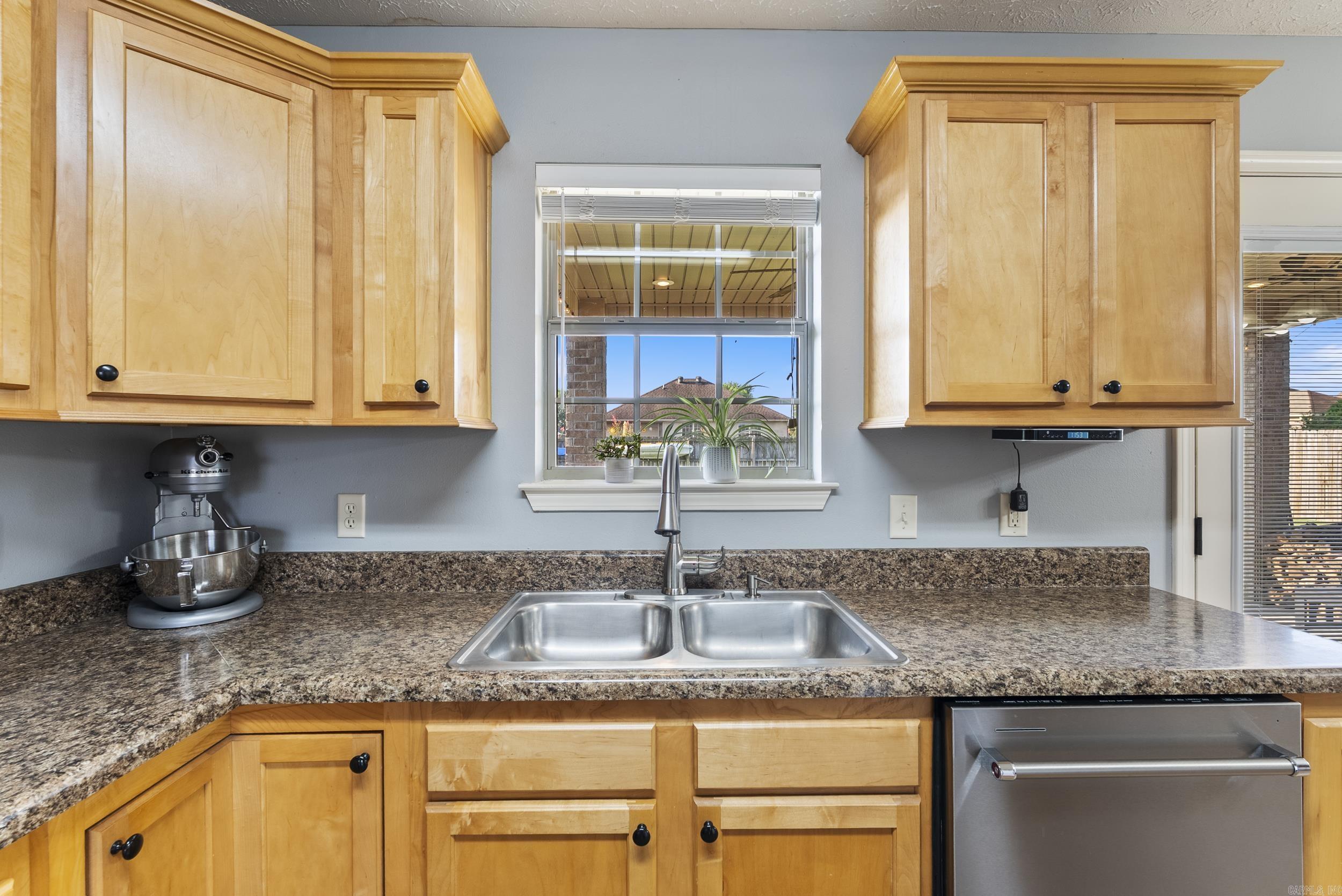 15 Amethyst  Greenbrier, AR
