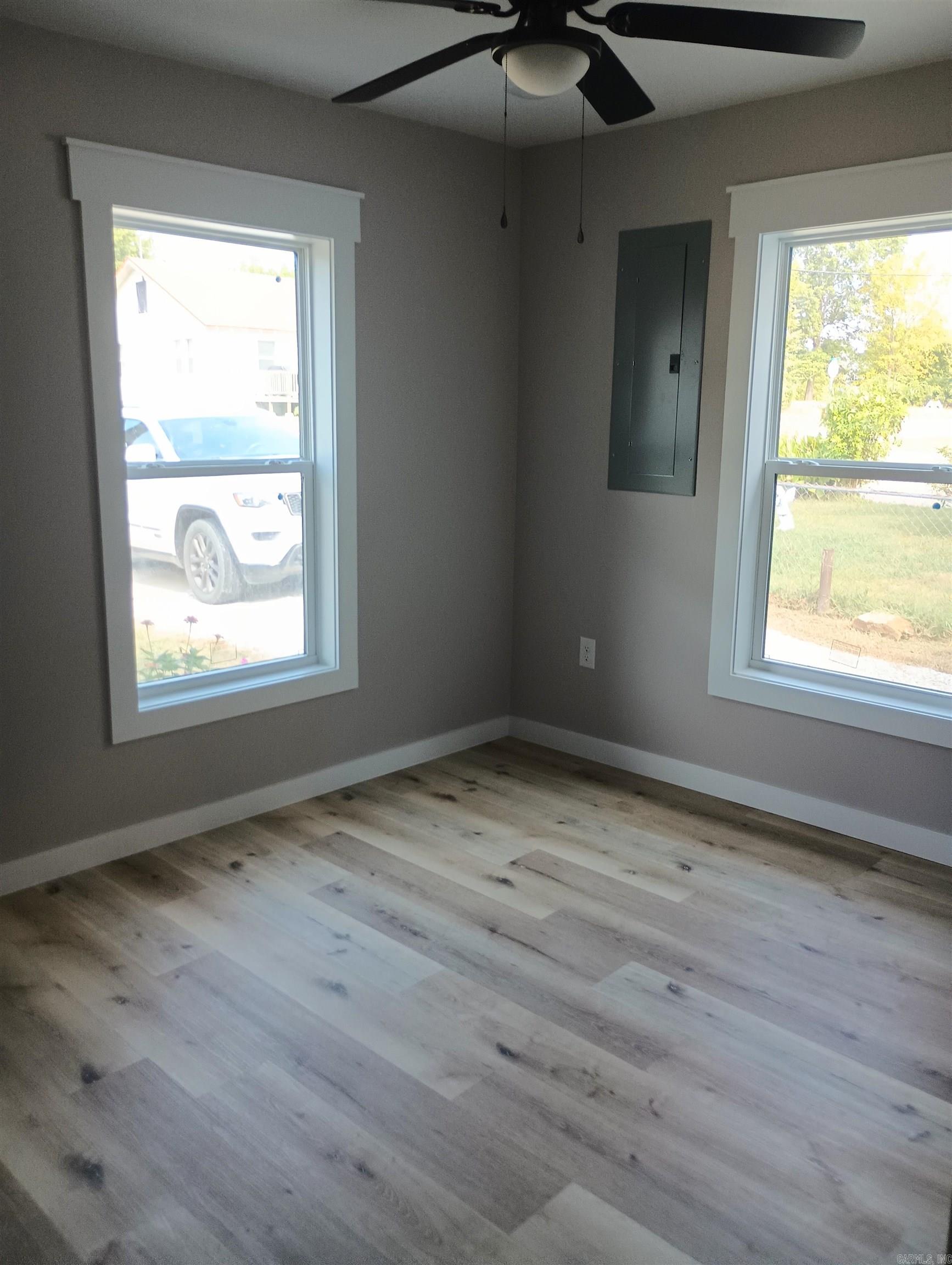 619 N 3rd  Paragould, AR