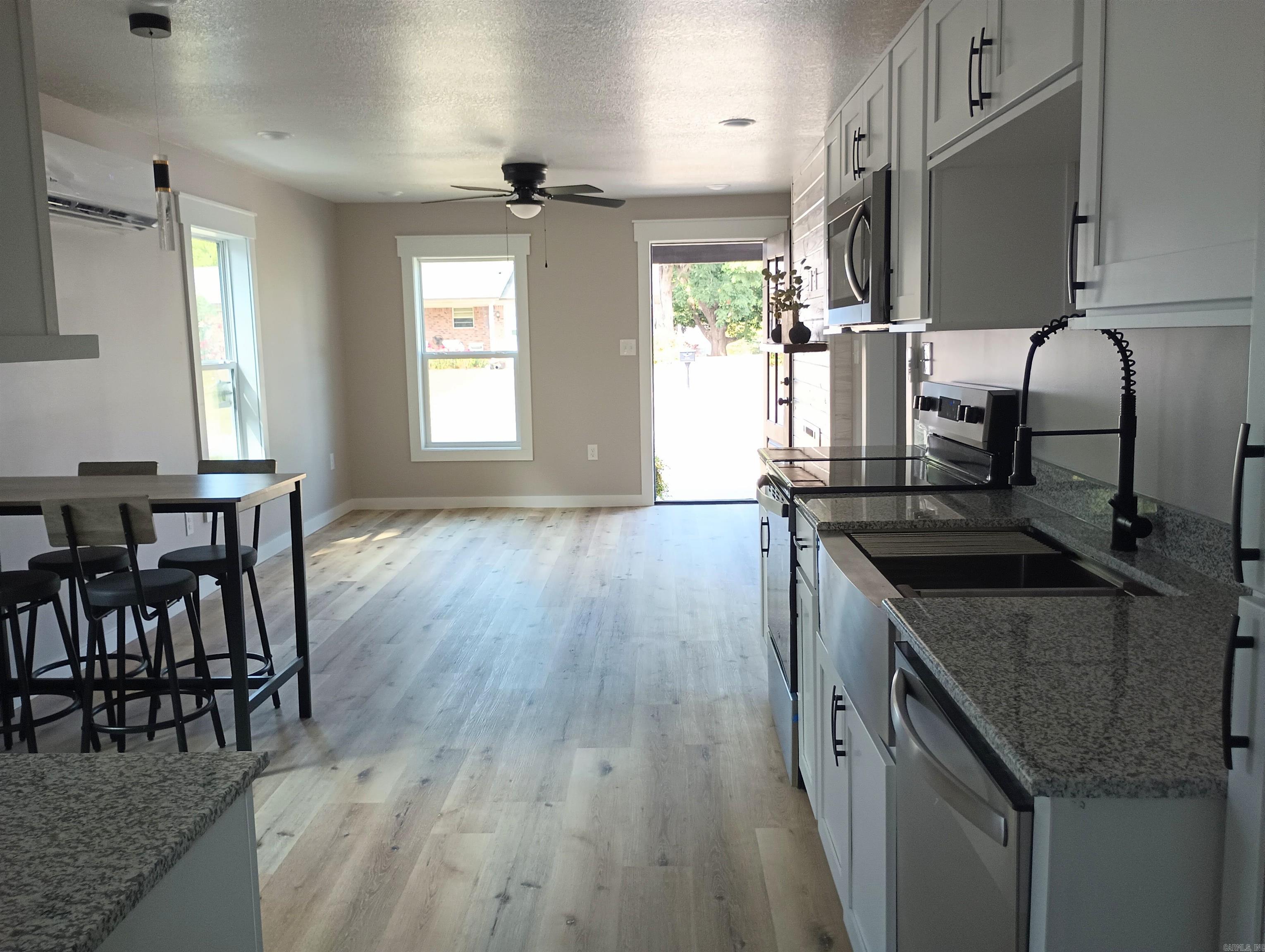 619 N 3rd  Paragould, AR