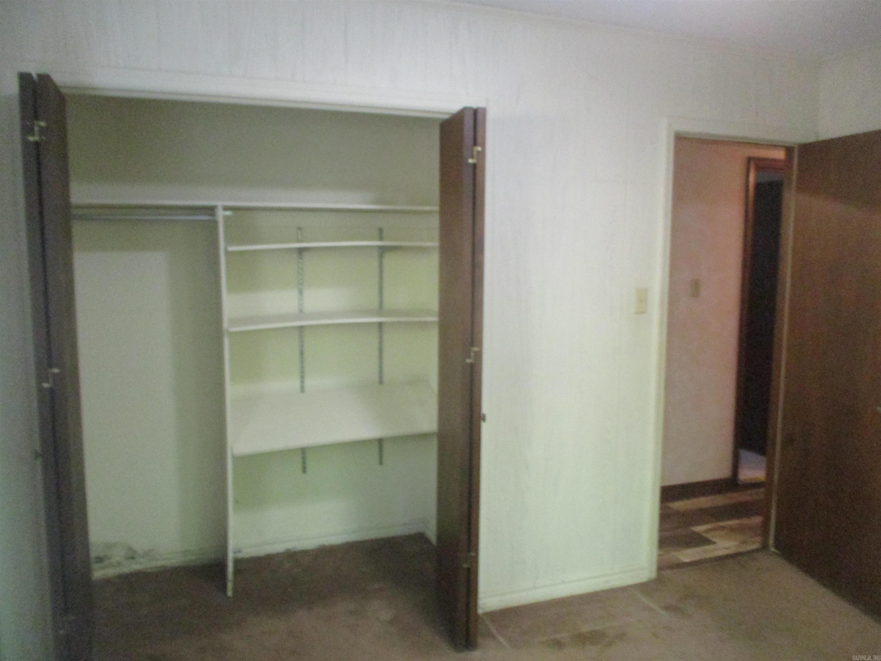 121 Vista  Fairfield Bay, AR