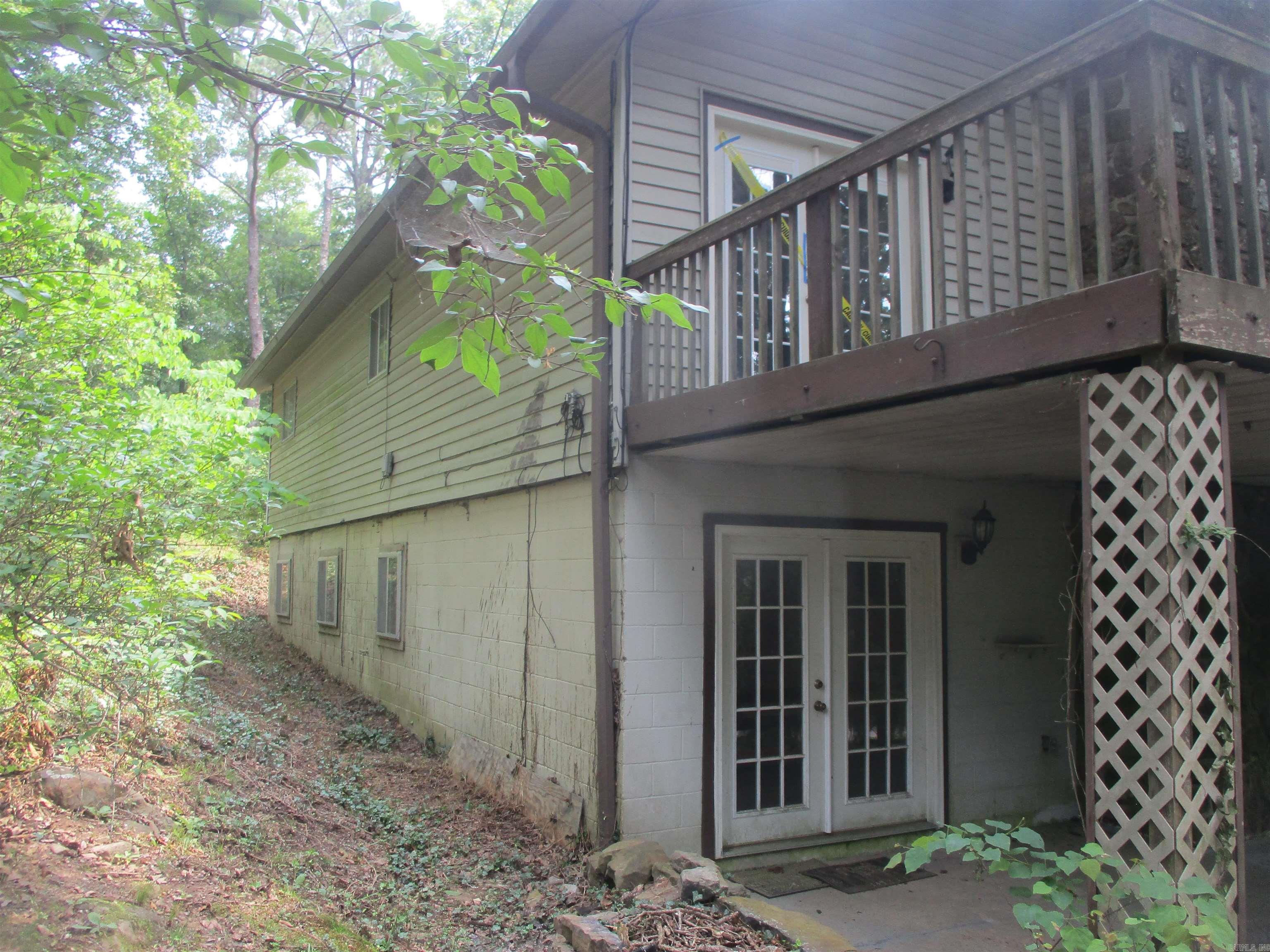 121 Vista  Fairfield Bay, AR