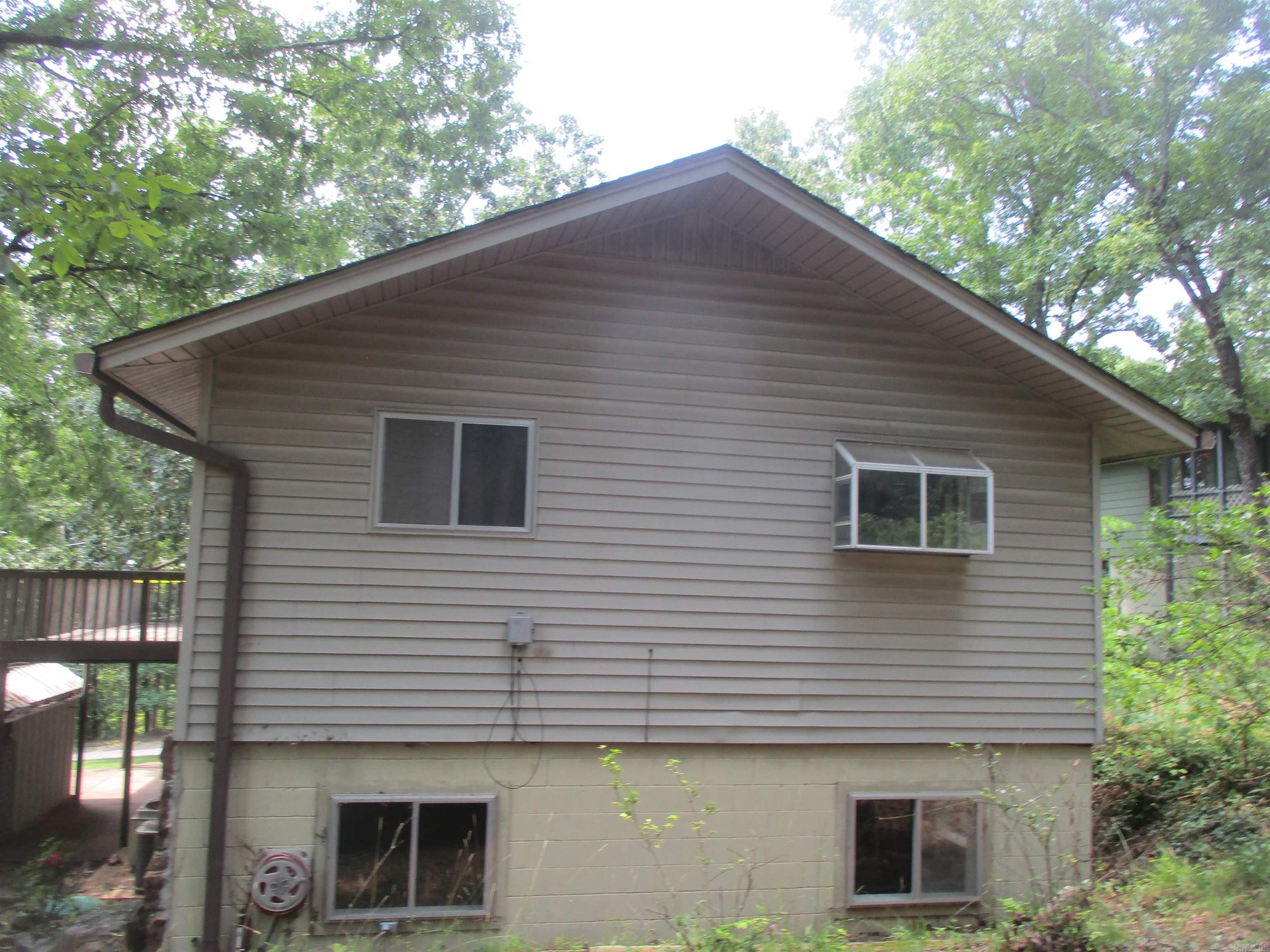 121 Vista  Fairfield Bay, AR