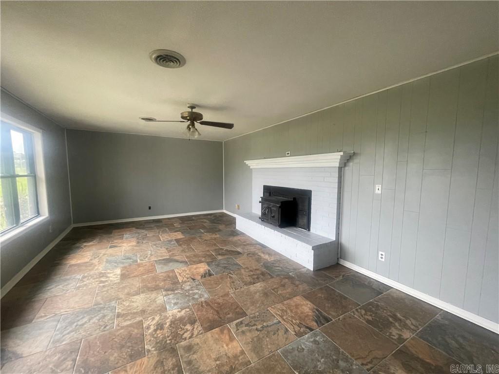 1223 County Rd 2171  Hartman, AR