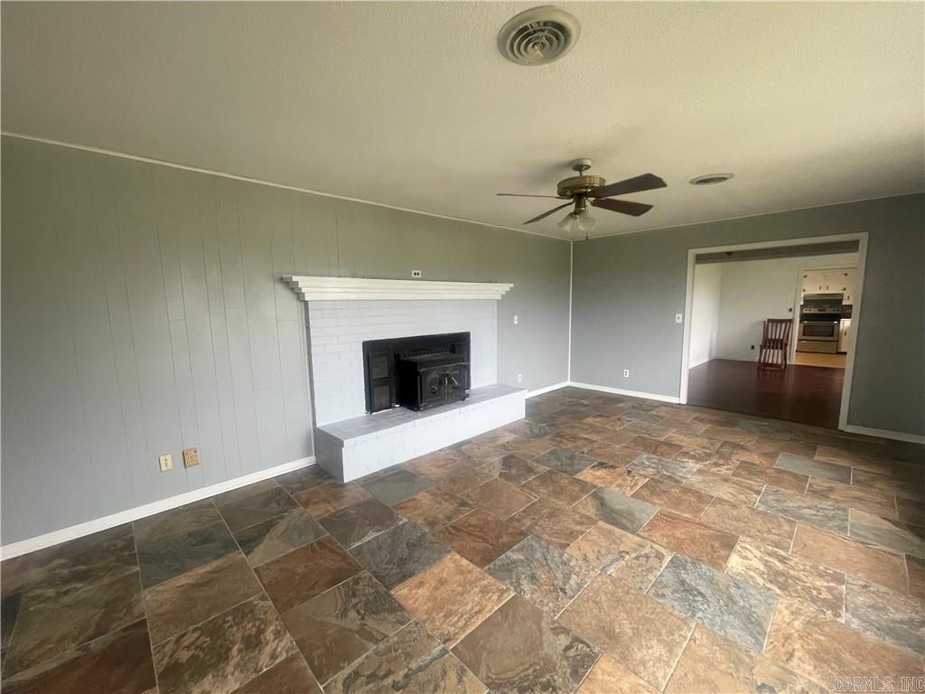 1223 County Rd 2171  Hartman, AR