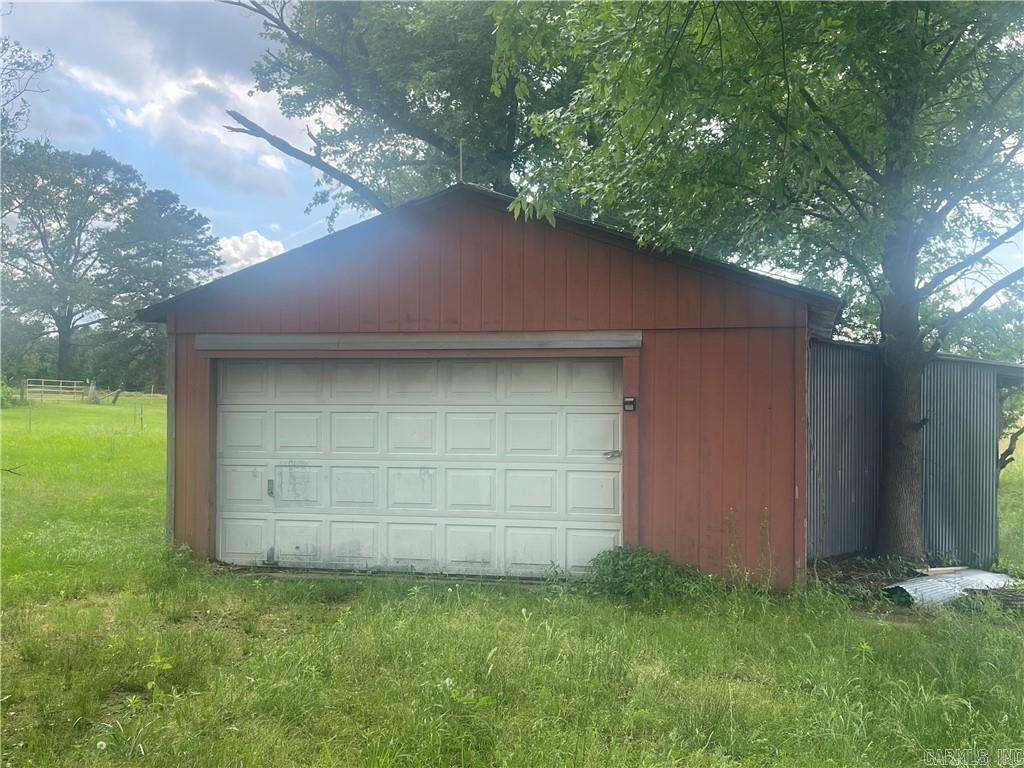 1223 County Rd 2171  Hartman, AR