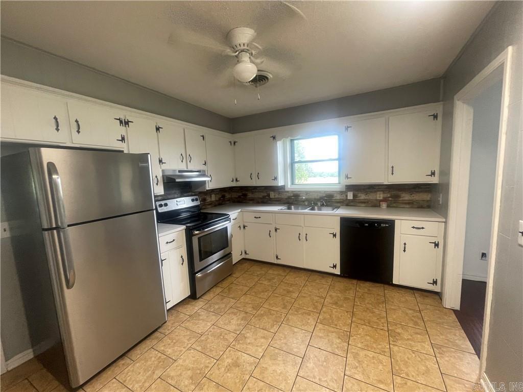 1223 County Rd 2171  Hartman, AR