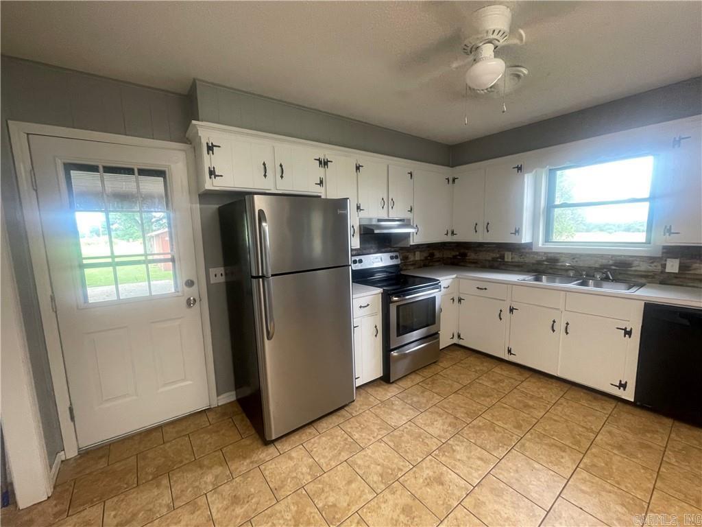 1223 County Rd 2171  Hartman, AR