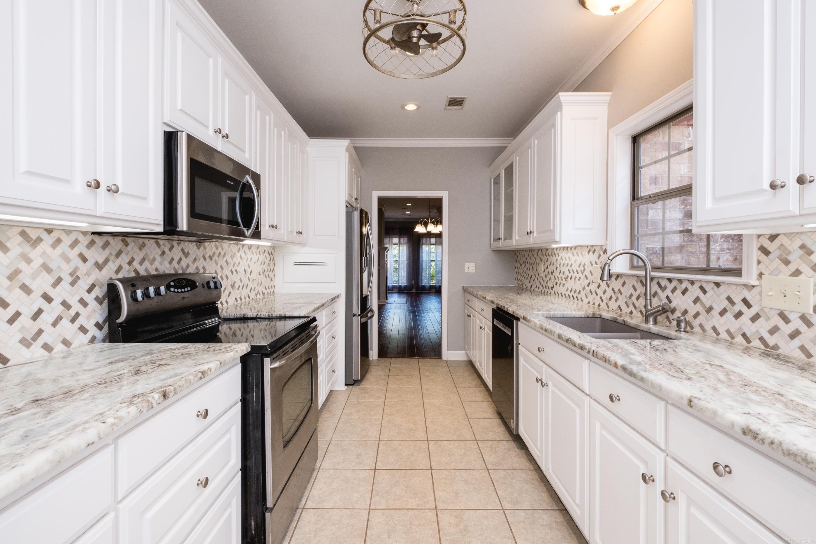 73 Reservoir Heights  Little Rock, AR