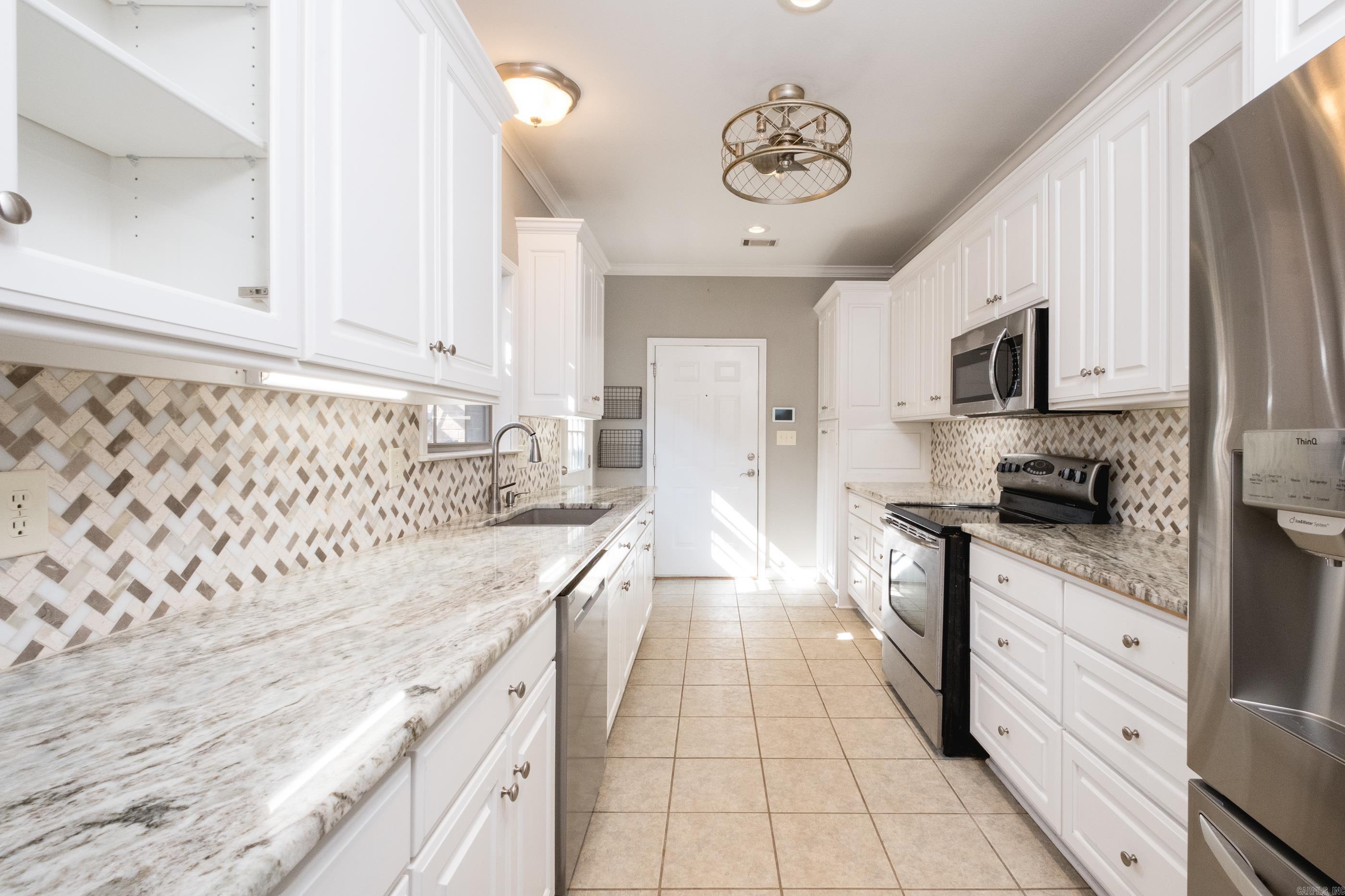 73 Reservoir Heights  Little Rock, AR