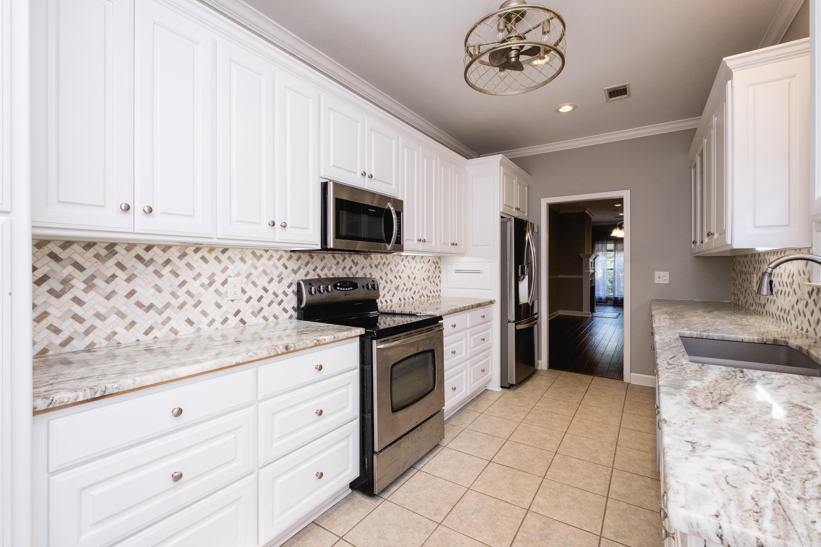73 Reservoir Heights  Little Rock, AR