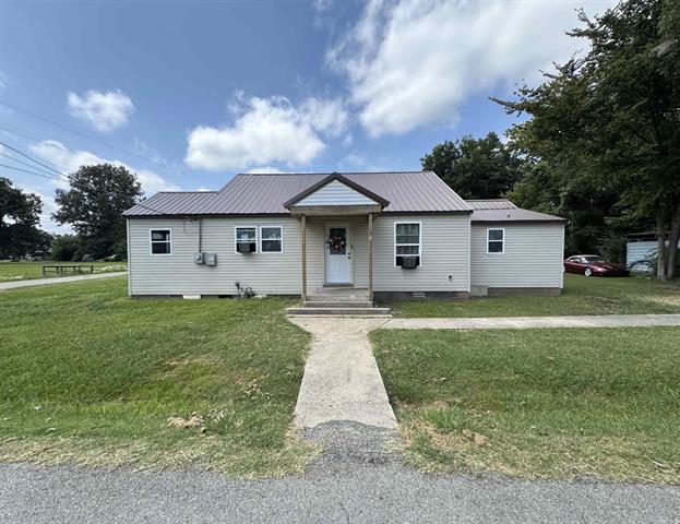 487 S Garfield  Piggott, AR