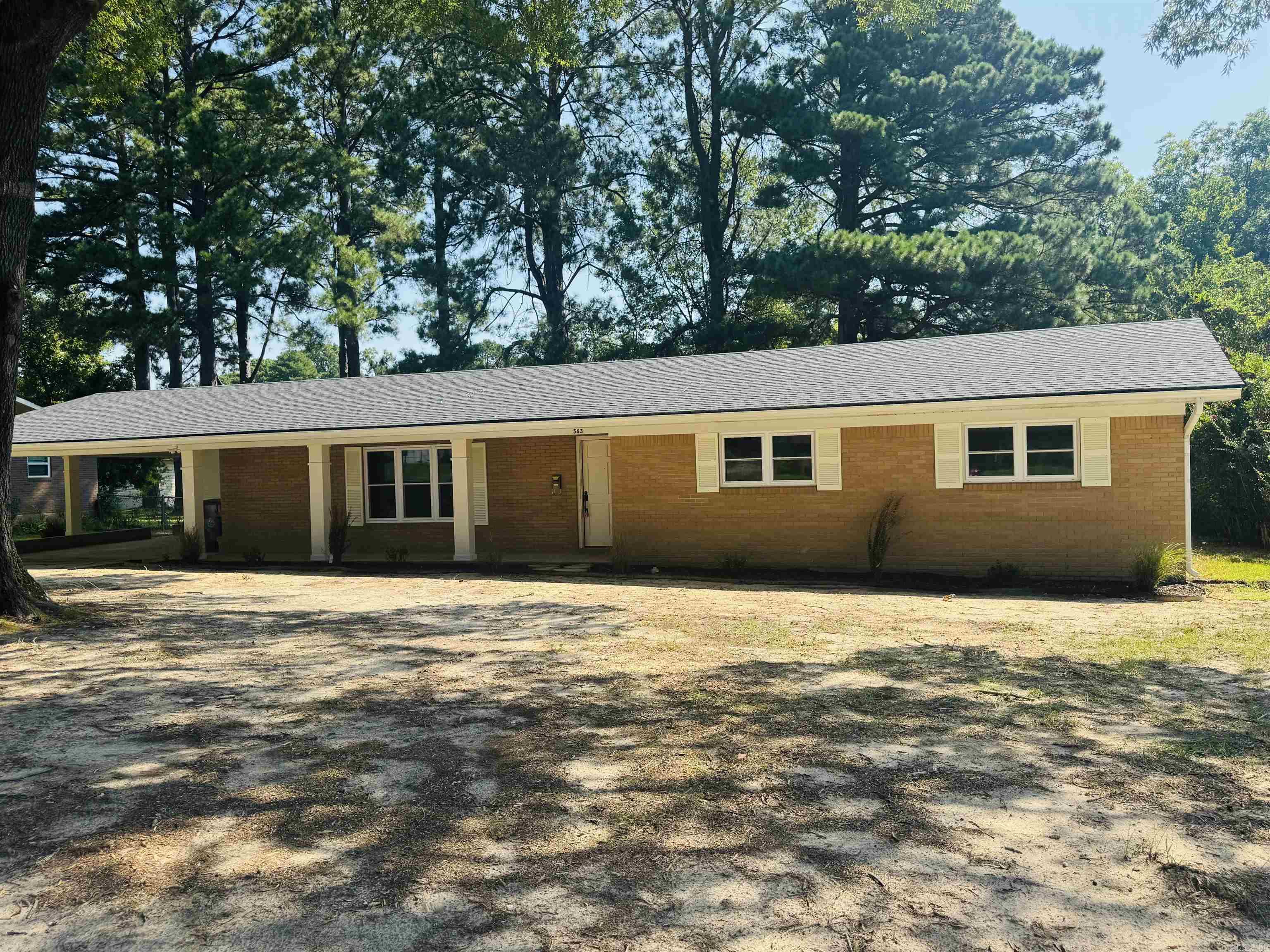 563 Elaine  Camden, AR